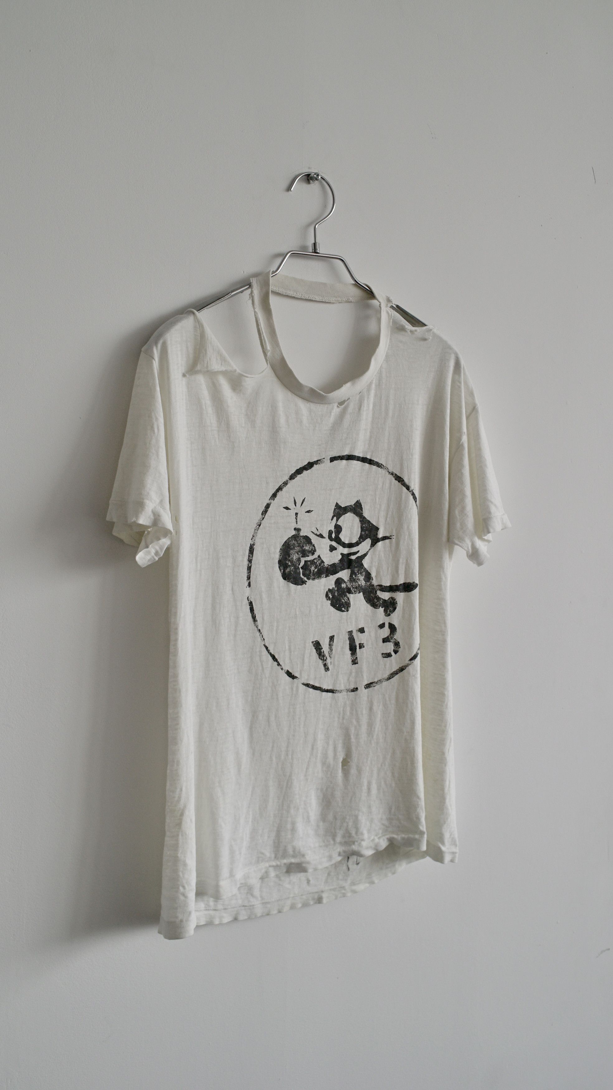 Vintage Felix The Cat WW2 Hand Print Tee | Grailed