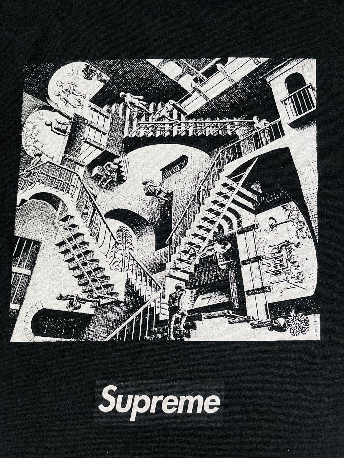Supreme Supreme X Mc Escher 2017 T Shirt Size US M / EU 48-50 / 2 - 9 Thumbnail