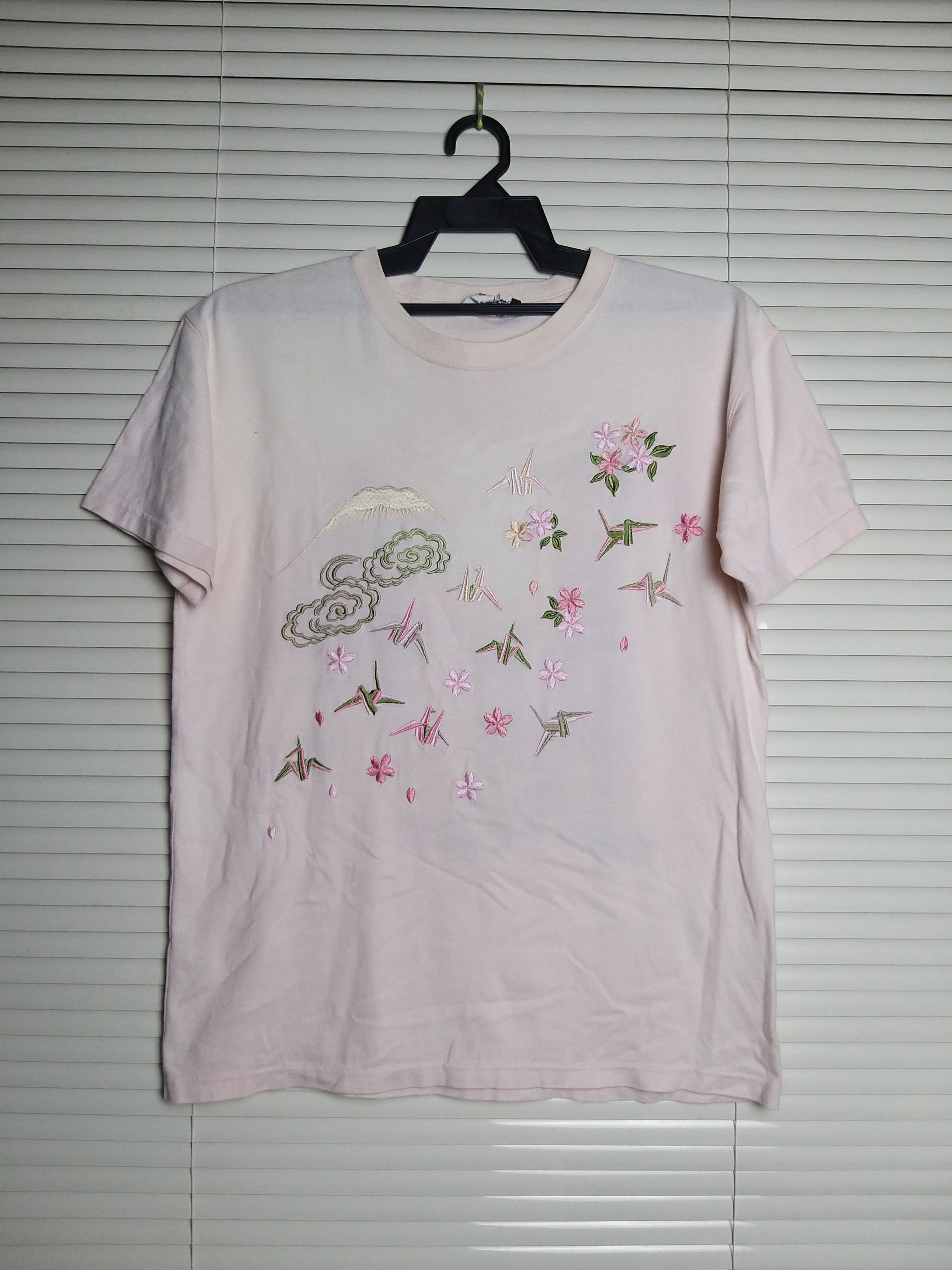 Karakuri Tamashii JAPANESE"GIESHA,TEMPLE AND SAKURA" EMBROIDERY T SHIRT Size US M / EU 48-50 / 2 - 2 Thumbnail