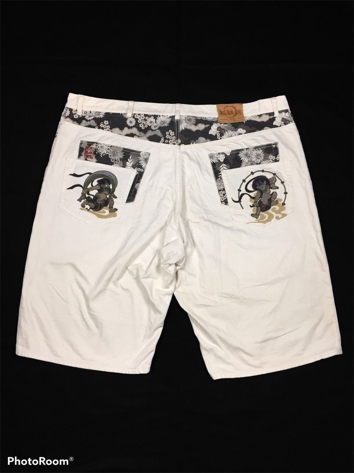 Japanese Brand Rare Design Karakuri Tamashi Jeans Short Pants Size US 44 / EU 60 - 9 Thumbnail