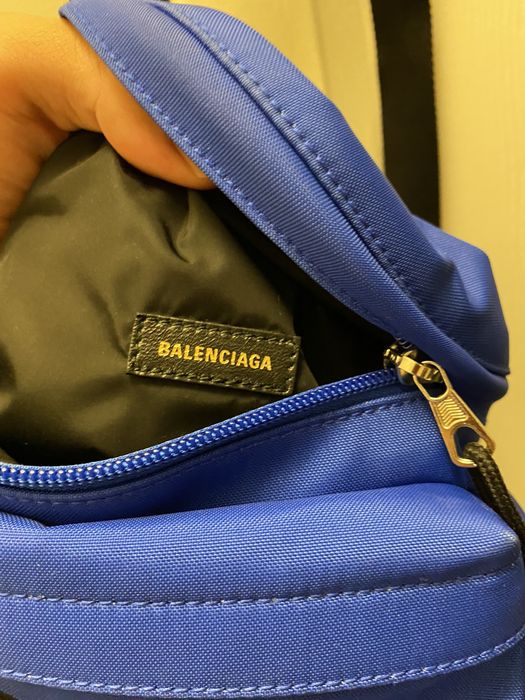 balenciaga fanny pack red