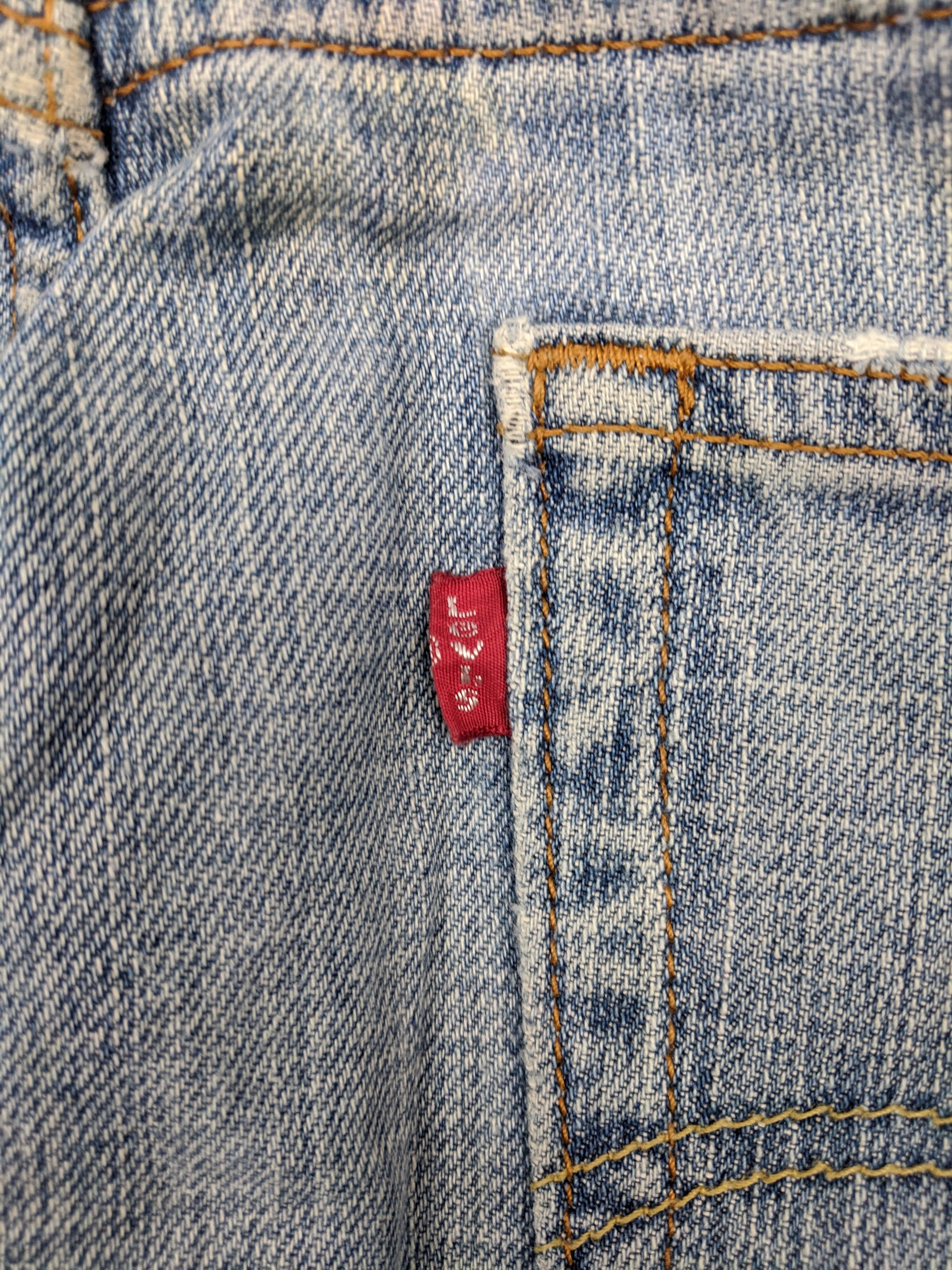 Levi's Vintage Levis 559 Jeans DP0621 Size US 39 - 7 Thumbnail