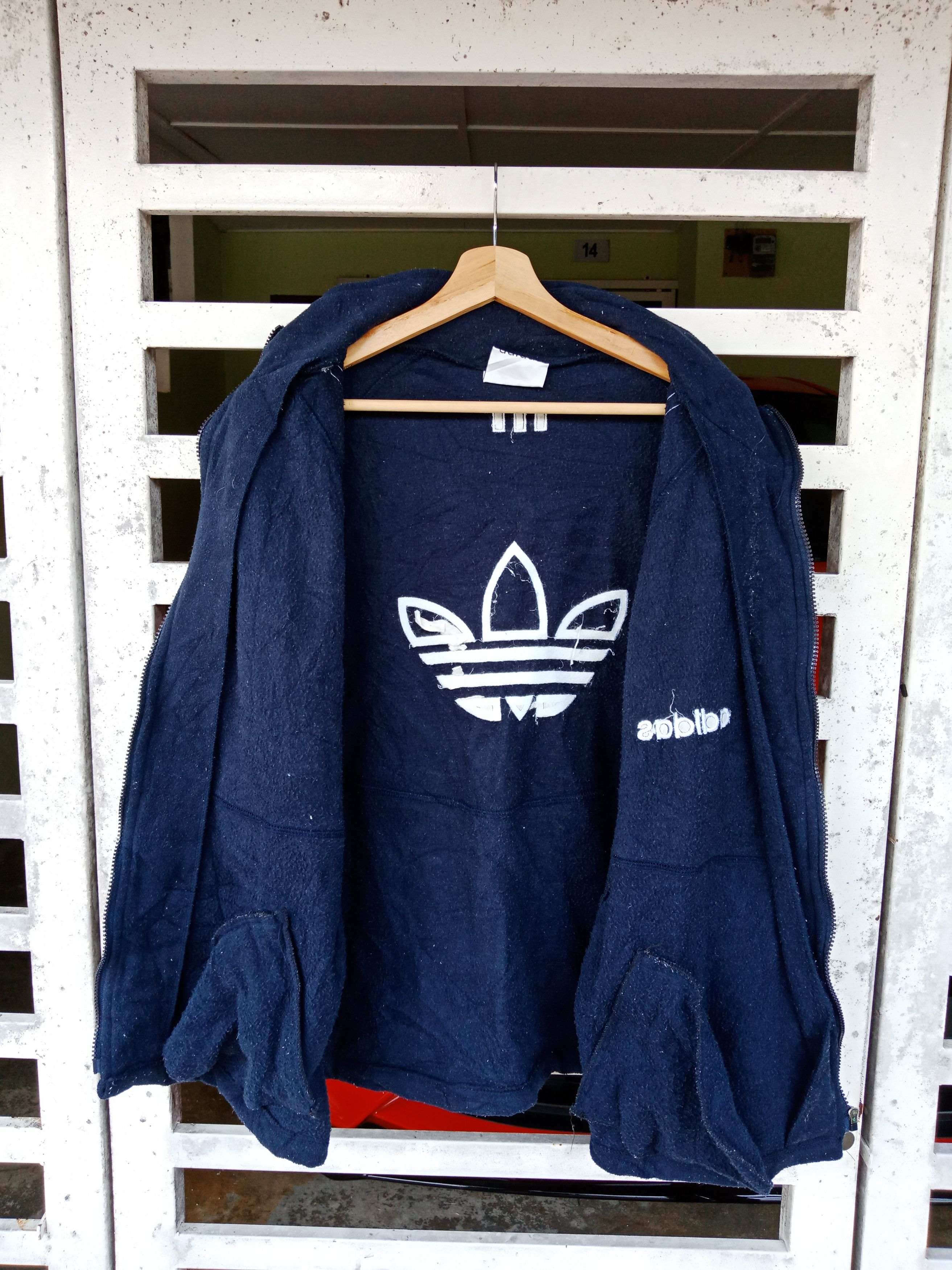 Adidas Adidas Trefoil Big Logo Spell Out Size US L / EU 52-54 / 3 - 5 Thumbnail