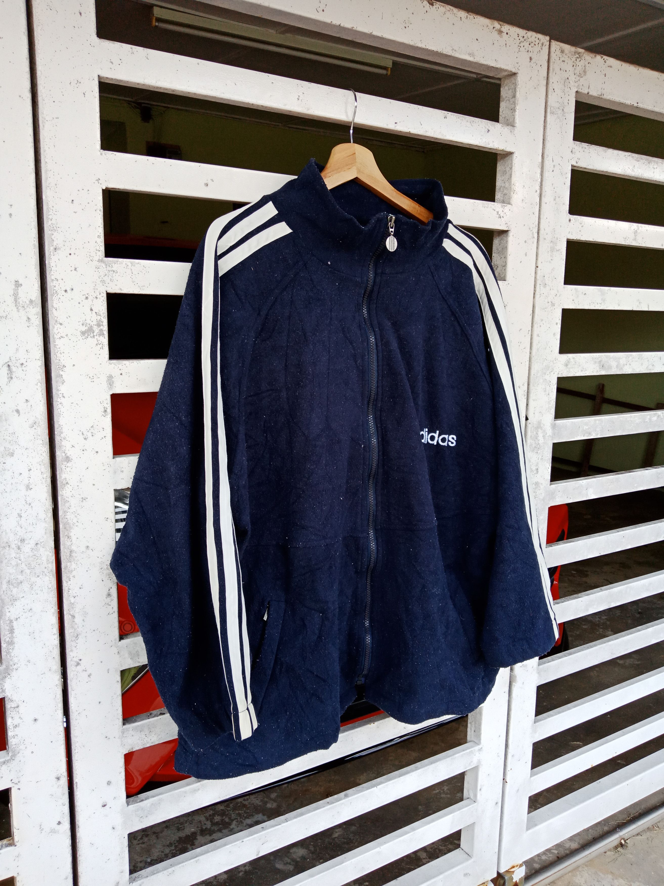 Adidas Adidas Trefoil Big Logo Spell Out Size US L / EU 52-54 / 3 - 4 Thumbnail