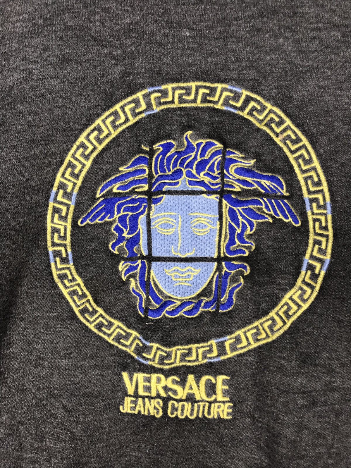Versace vintage 90s versace jeans couture embroidered sweatshirts Size US M / EU 48-50 / 2 - 3 Thumbnail