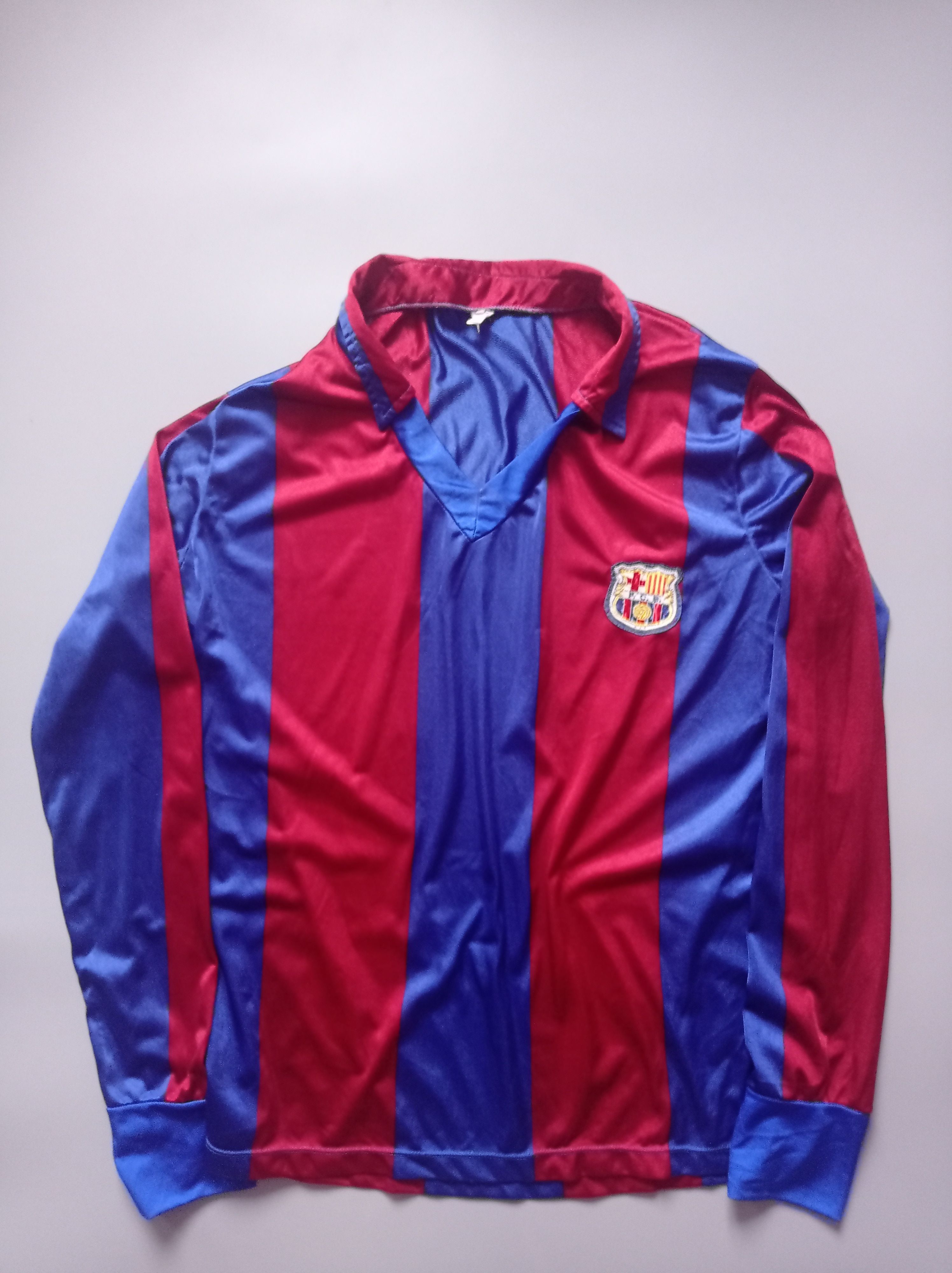 Other Barcelona vintage jersey Size US L / EU 52-54 / 3 - 1 Thumbnail