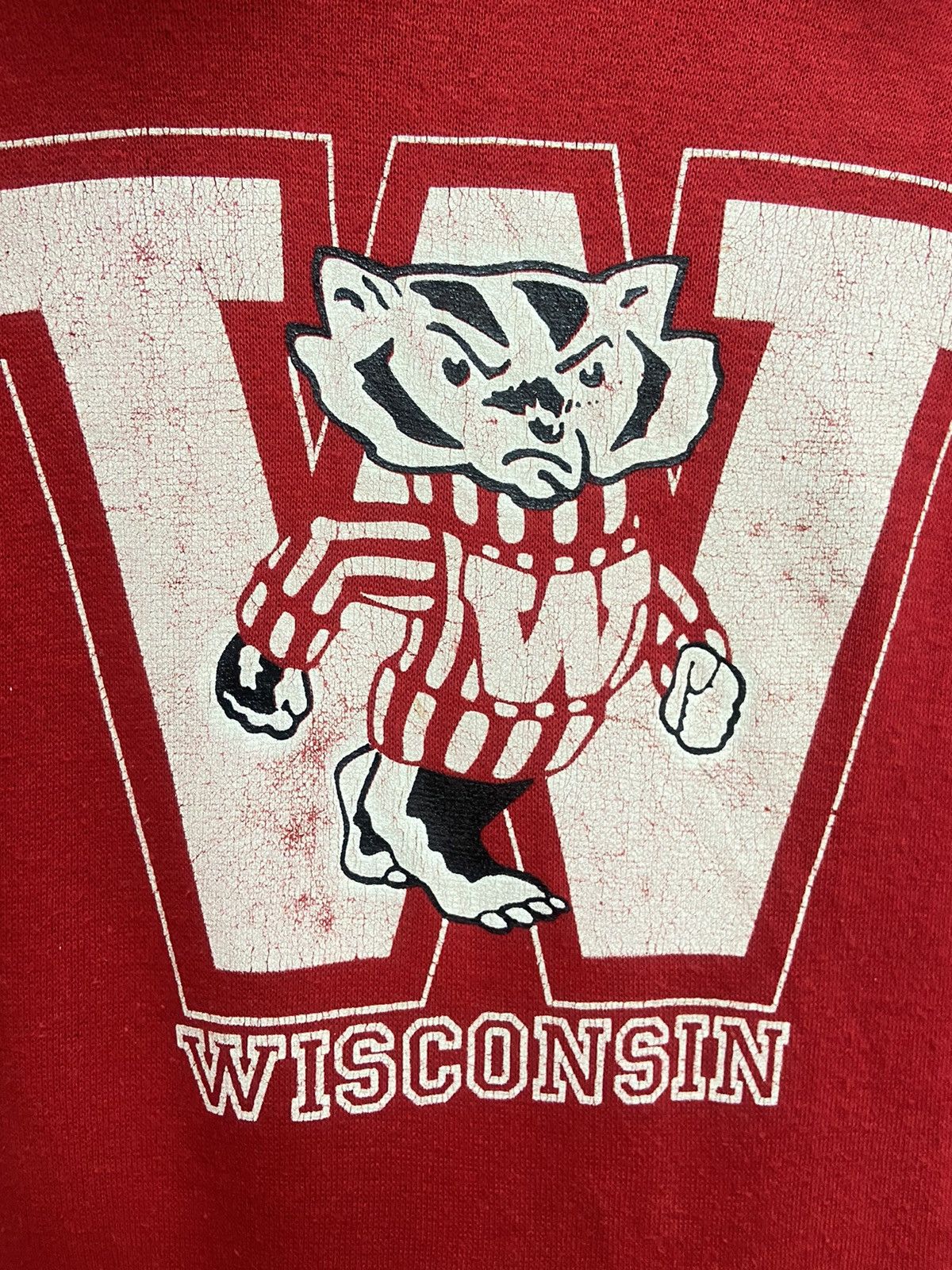 Vintage Vintage 80s Wisconsin Badgers Hoodie Size L Size US L / EU 52-54 / 3 - 3 Thumbnail