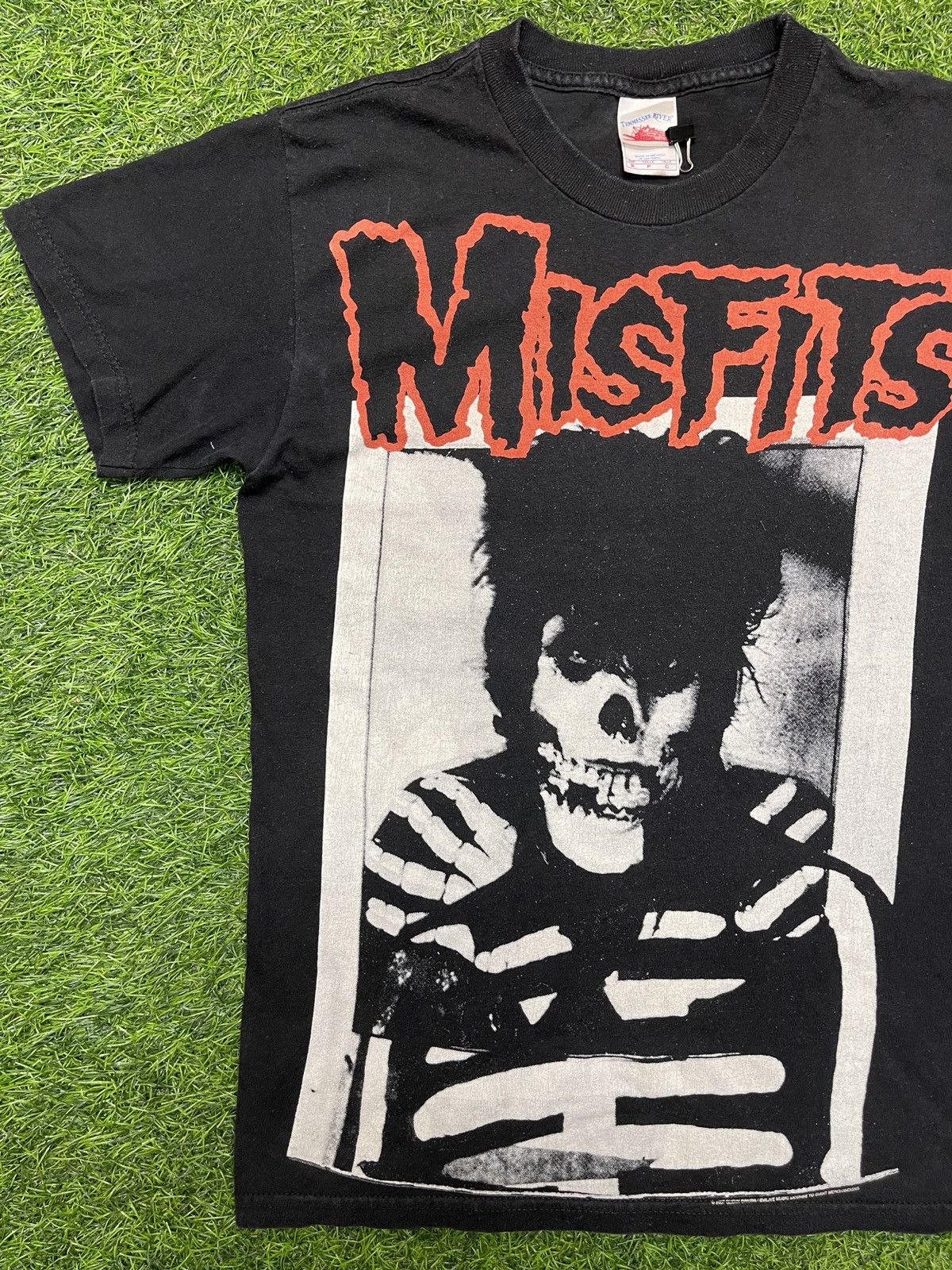VINTAGE MISFITS OVER PRINT 2007 PUNK BAND TEES