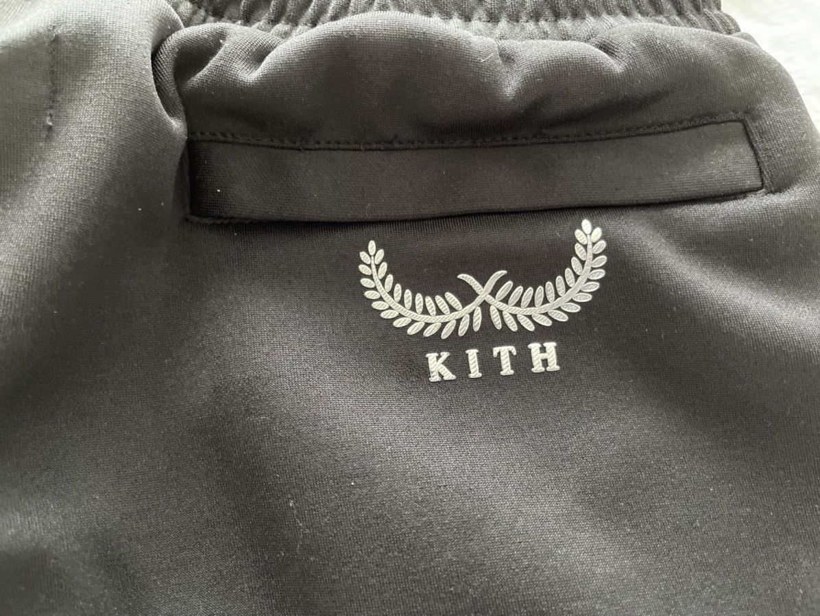 Kith Kith Mens shorts size large Size US 36 / EU 52 - 4 Thumbnail
