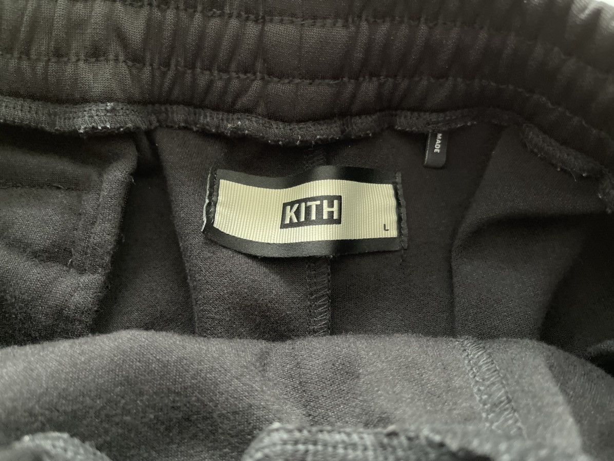 Kith Kith Mens shorts size large Size US 36 / EU 52 - 5 Thumbnail