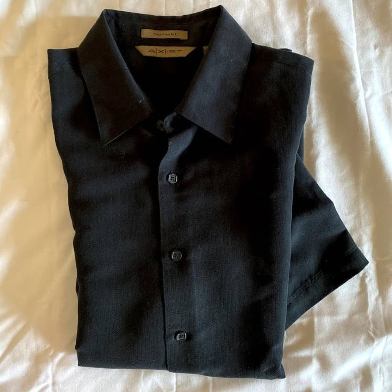 Axist AXIST Black Super Soft Short Sleeve Shirt | Grailed
