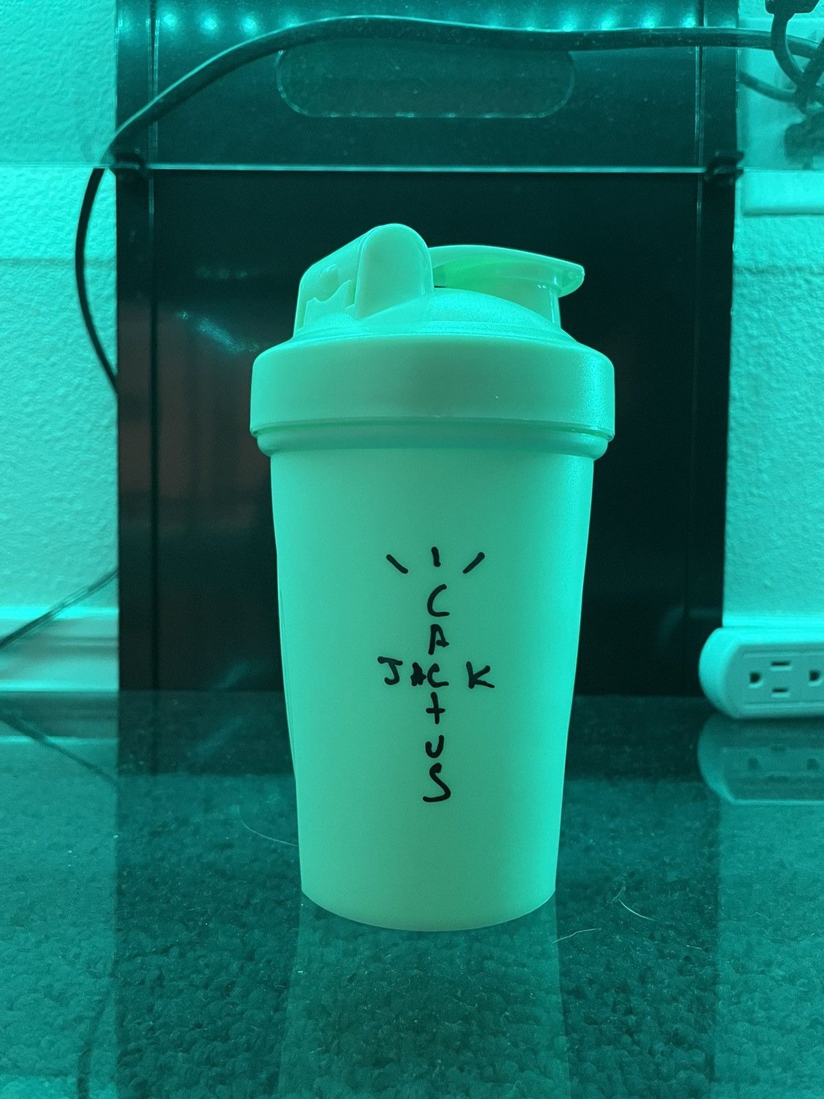 Travis Scott CJ Gamer Shaker Cup Glow in The Dark