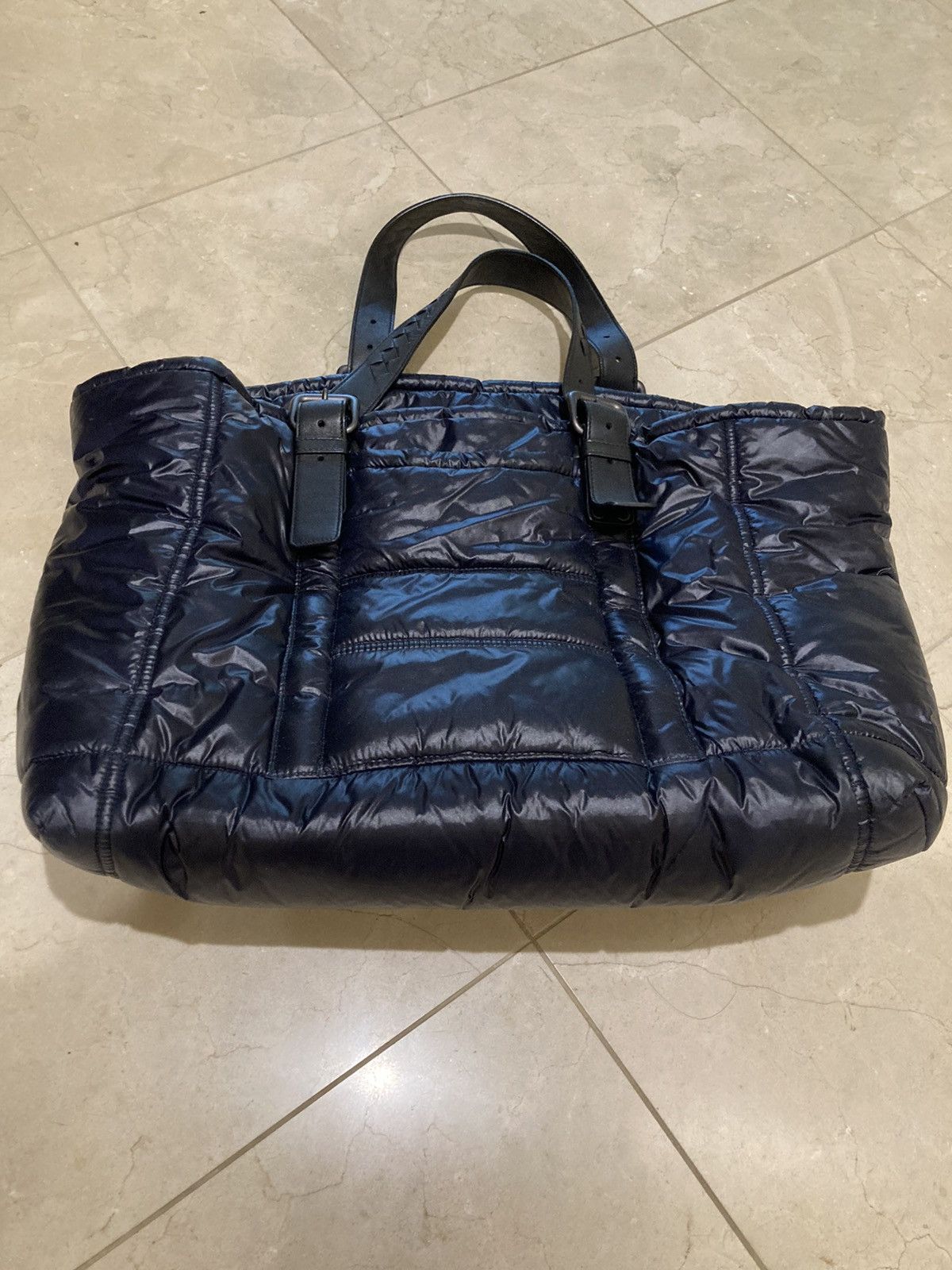 Bottega Veneta Navy Nylon Tote Bag in Blue, Men's