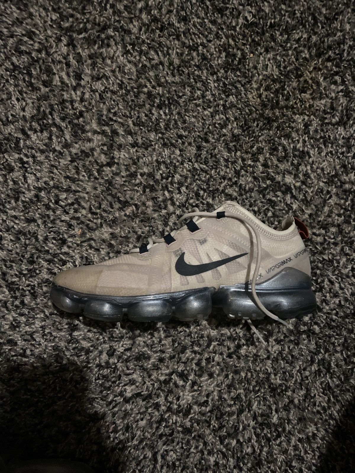 air vapormax 2019 moon particle
