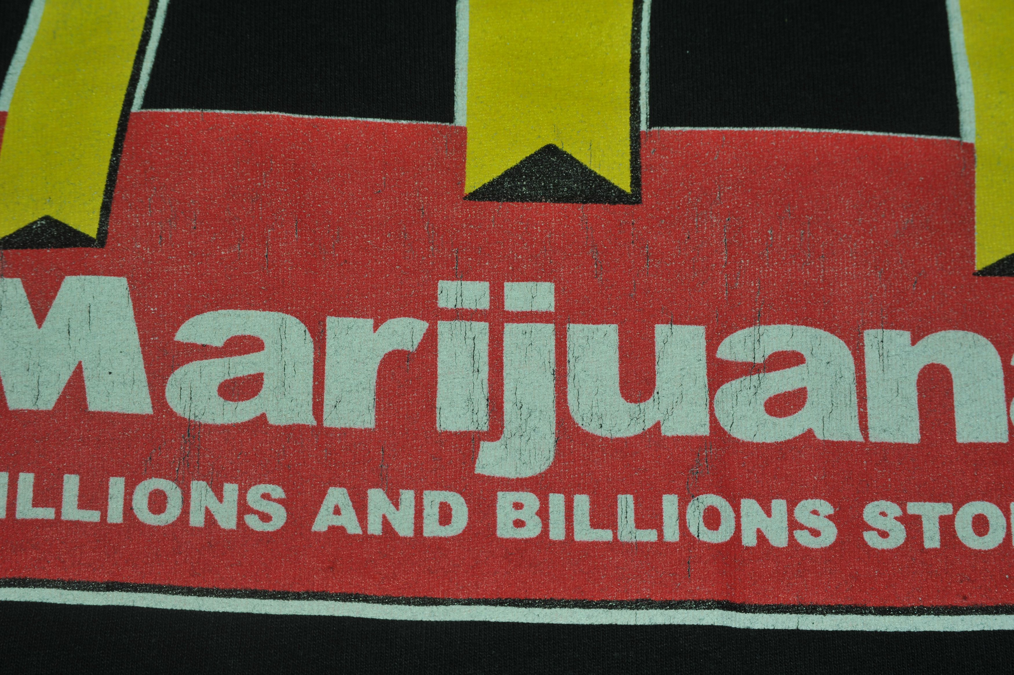 Other Vintage 90s Marijuana Billions Stoned T-shirt Size US XL / EU 56 / 4 - 4 Thumbnail