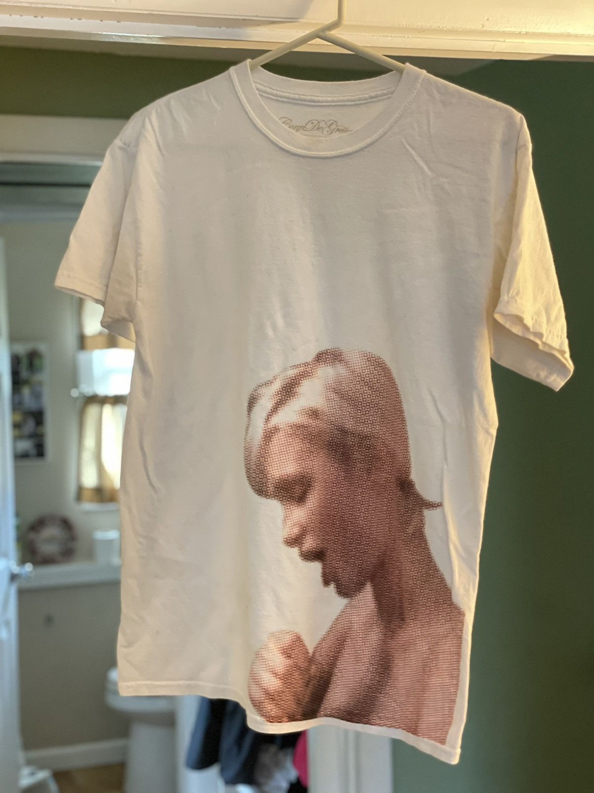 Coup De Grace Paris Hilton tee