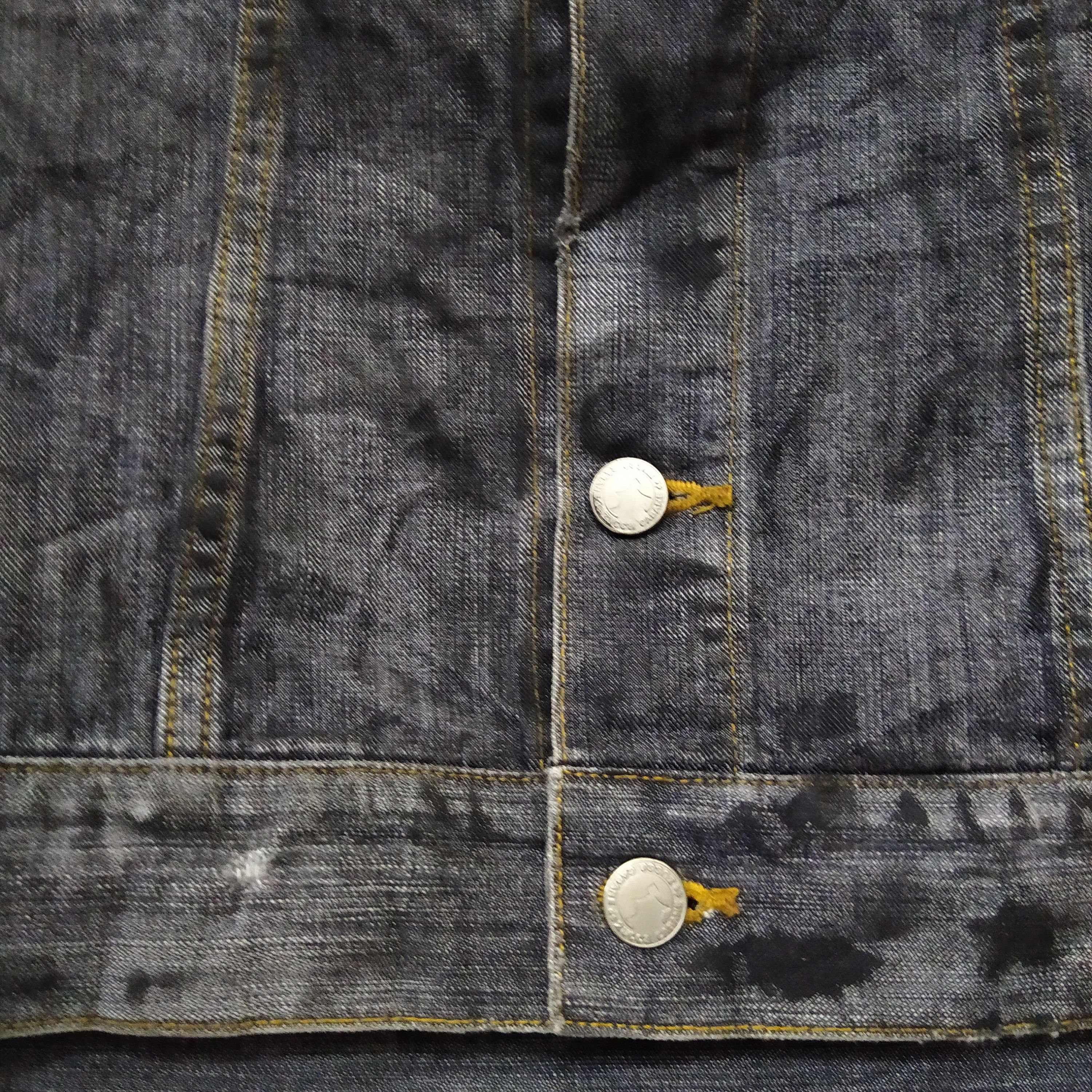 CABANE de ZUCCa CABANE de ZUCCA DENIM DISTRESSED JACKET (D11) Size US S / EU 44-46 / 1 - 2 Thumbnail