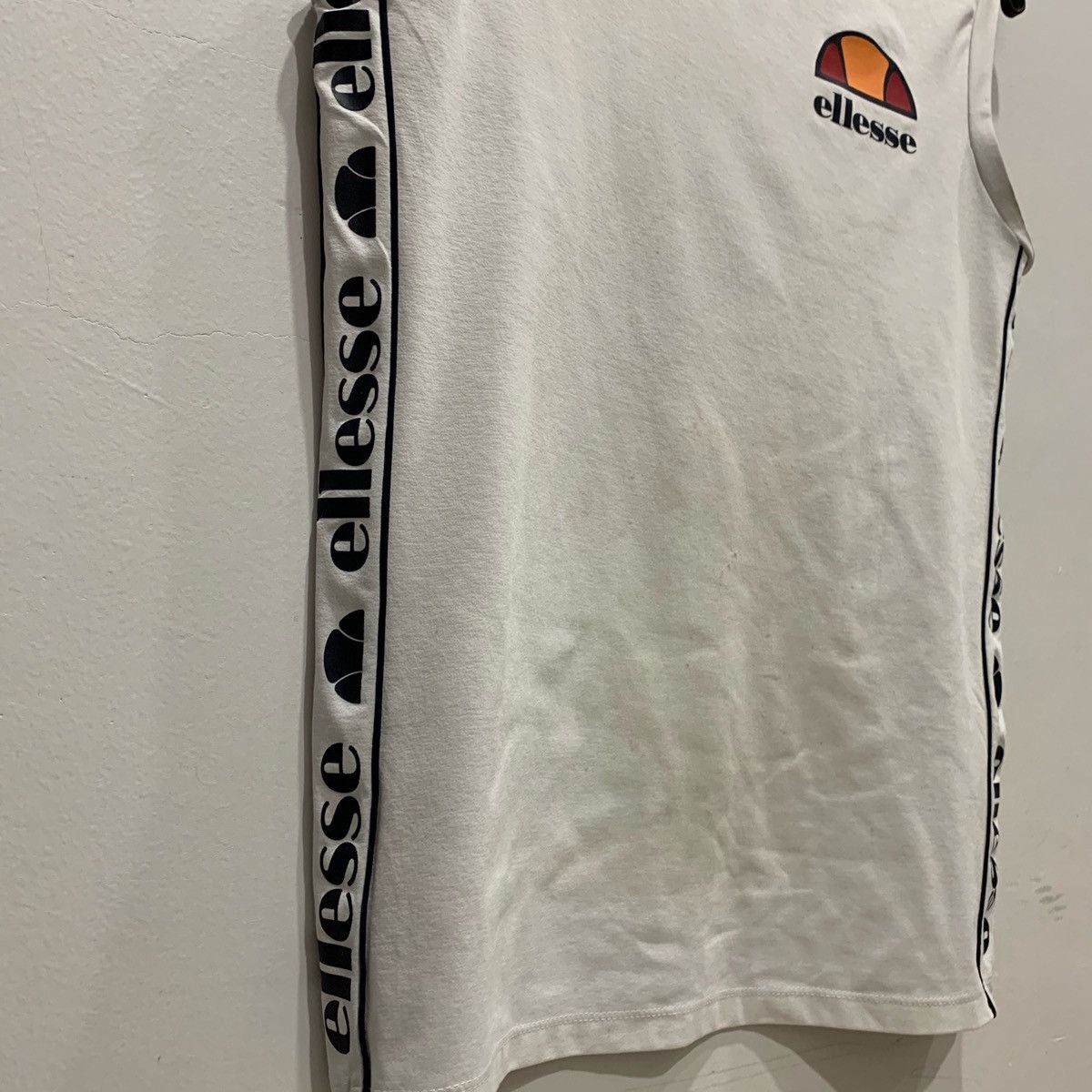 Ellesse × Japanese Brand × Vintage ELLESSE Sleveless Size XS(US) Fits S Size US S / EU 44-46 / 1 - 4 Thumbnail