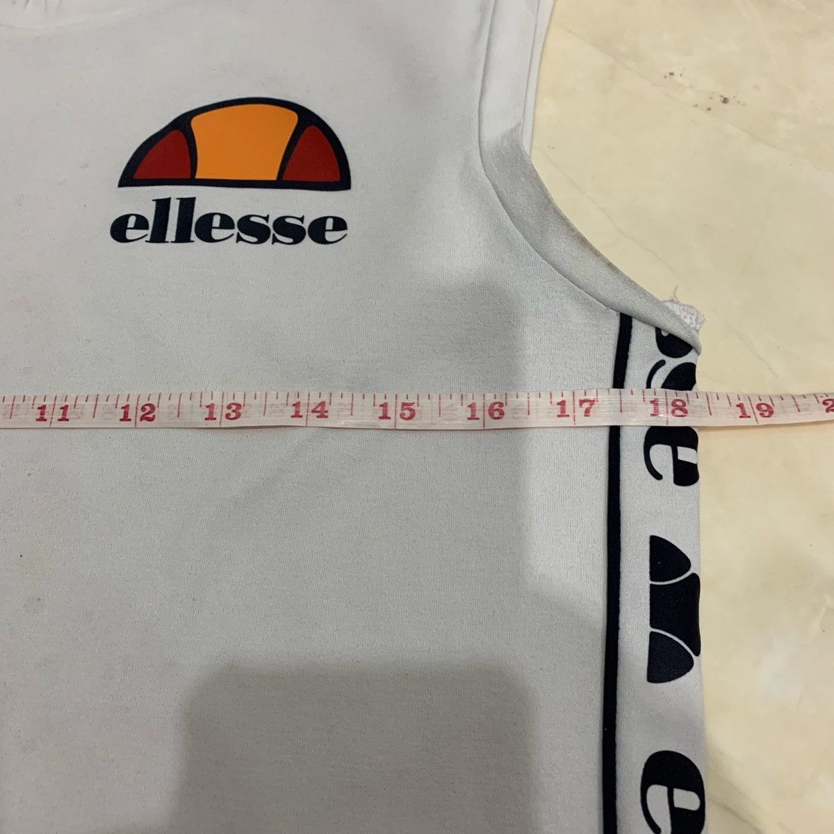 Ellesse × Japanese Brand × Vintage ELLESSE Sleveless Size XS(US) Fits S Size US S / EU 44-46 / 1 - 12 Thumbnail