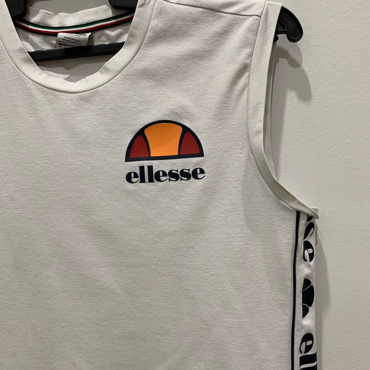 Ellesse × Japanese Brand × Vintage ELLESSE Sleveless Size XS(US) Fits S Size US S / EU 44-46 / 1 - 3 Thumbnail