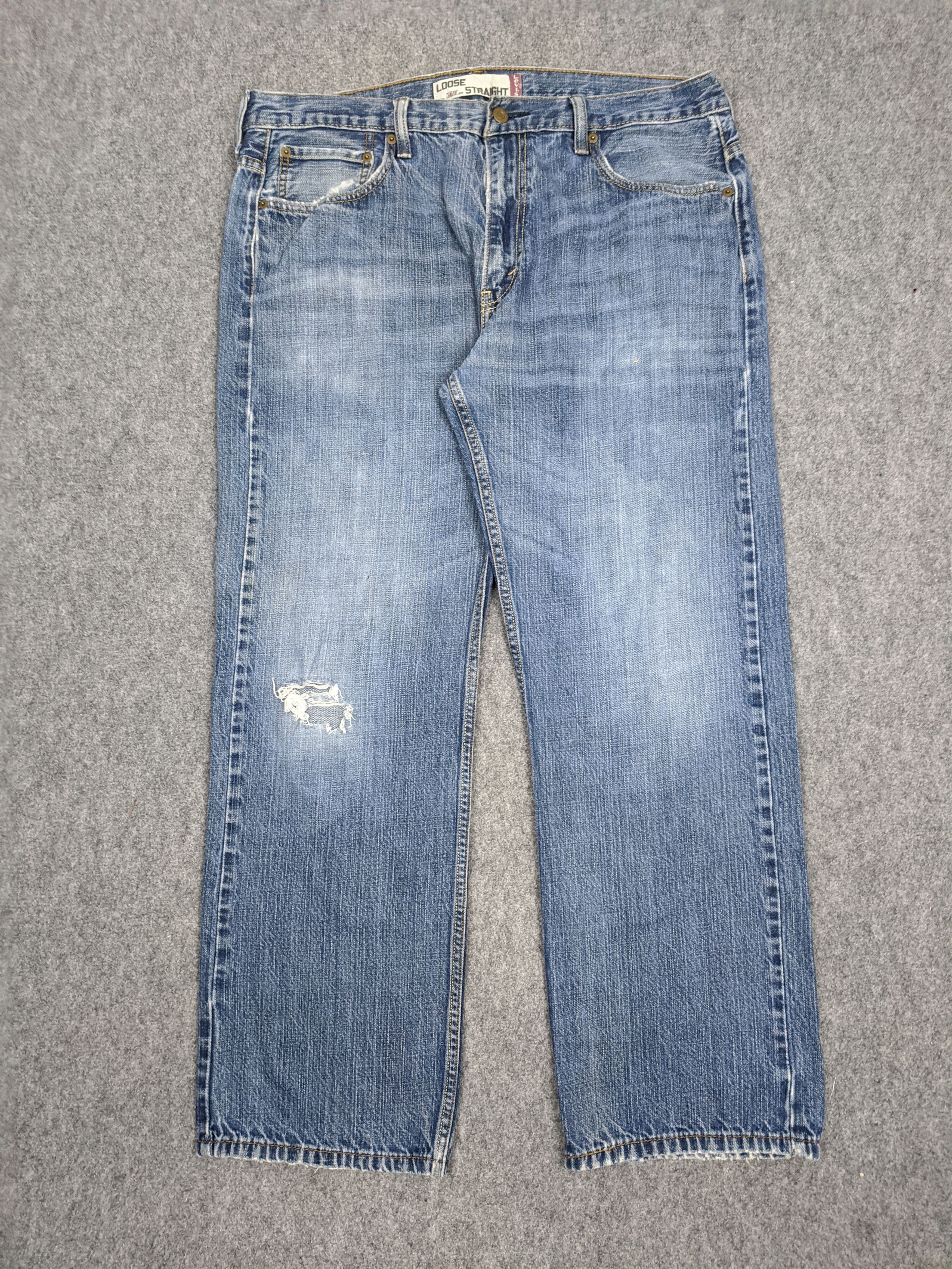 image of Levis 569 Jeans in Blue Denim, Men's (Size 37)