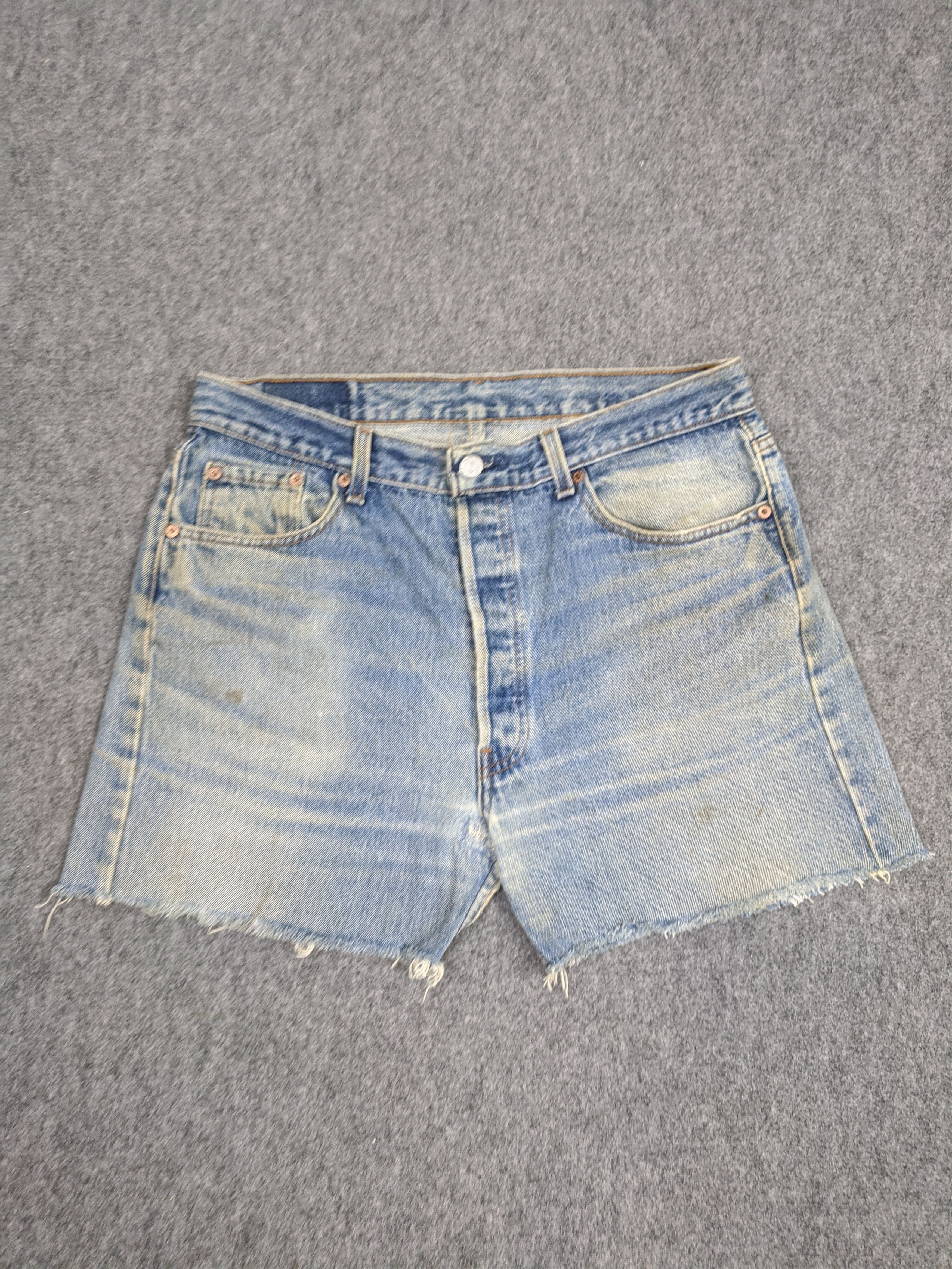 Levi's Vintage Levis 501 Jeans DP0647 Size US 35 - 1 Thumbnail