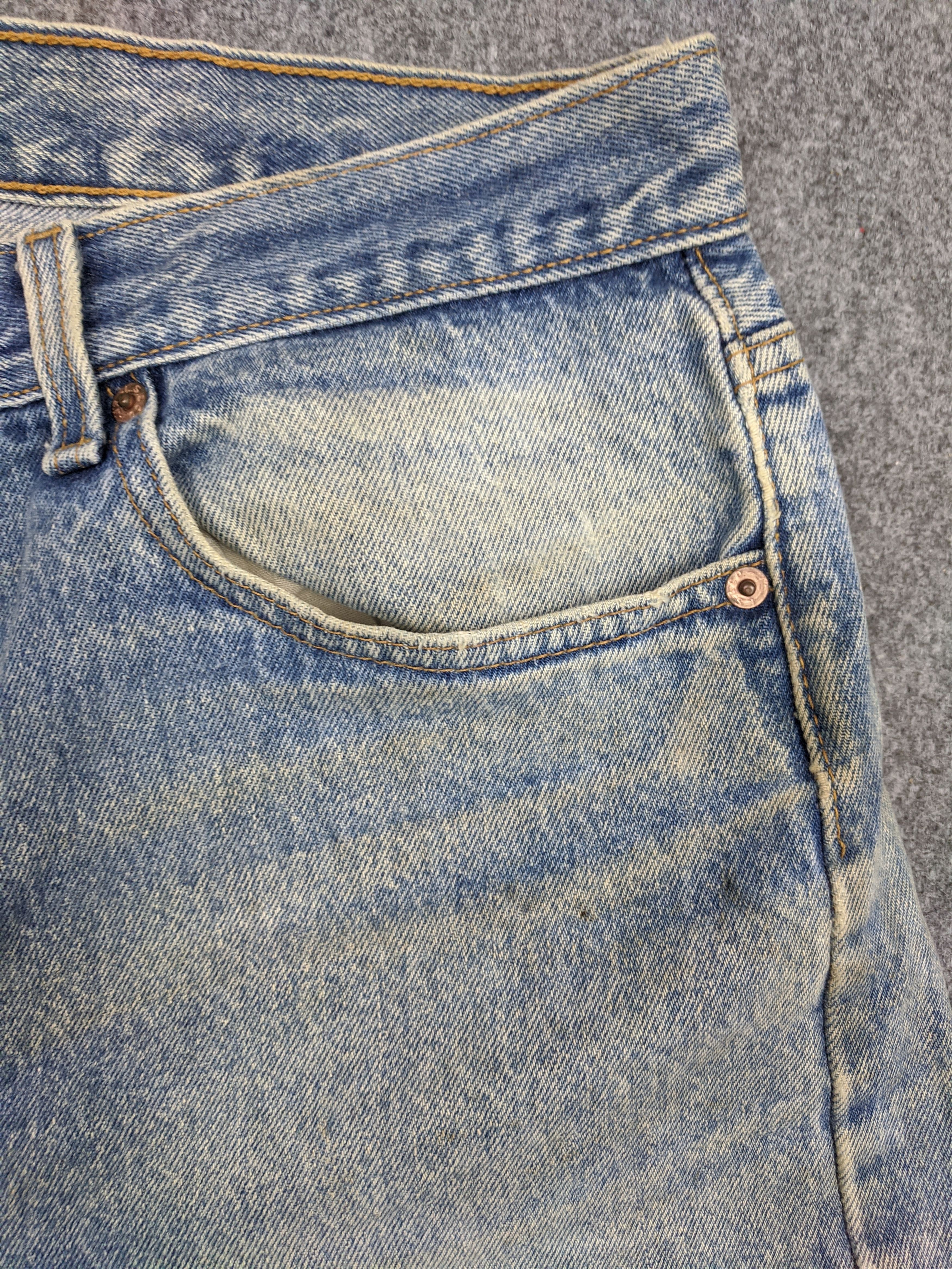 Levi's Vintage Levis 501 Jeans DP0647 Size US 35 - 2 Thumbnail