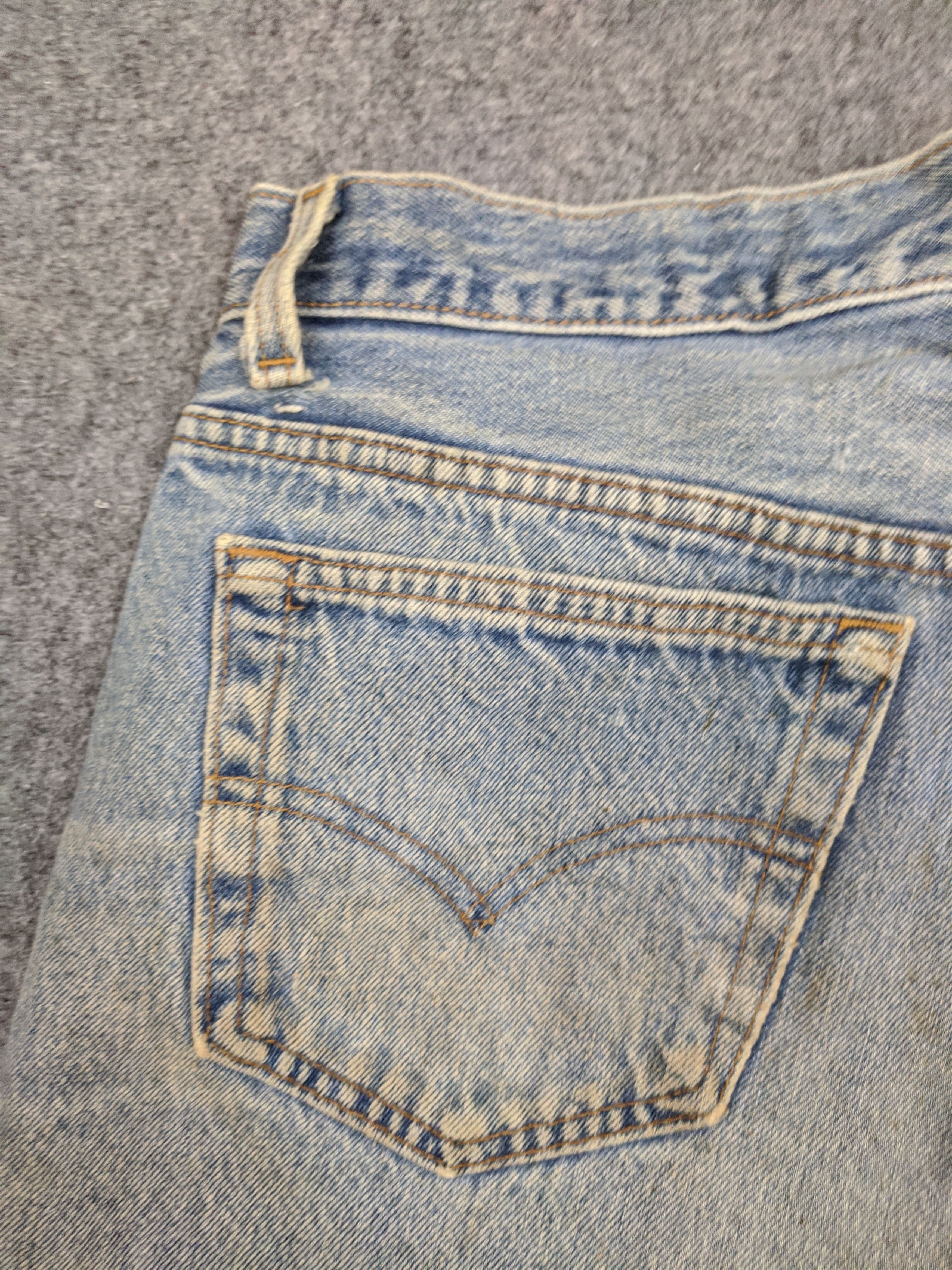 Levi's Vintage Levis 501 Jeans DP0647 Size US 35 - 10 Thumbnail
