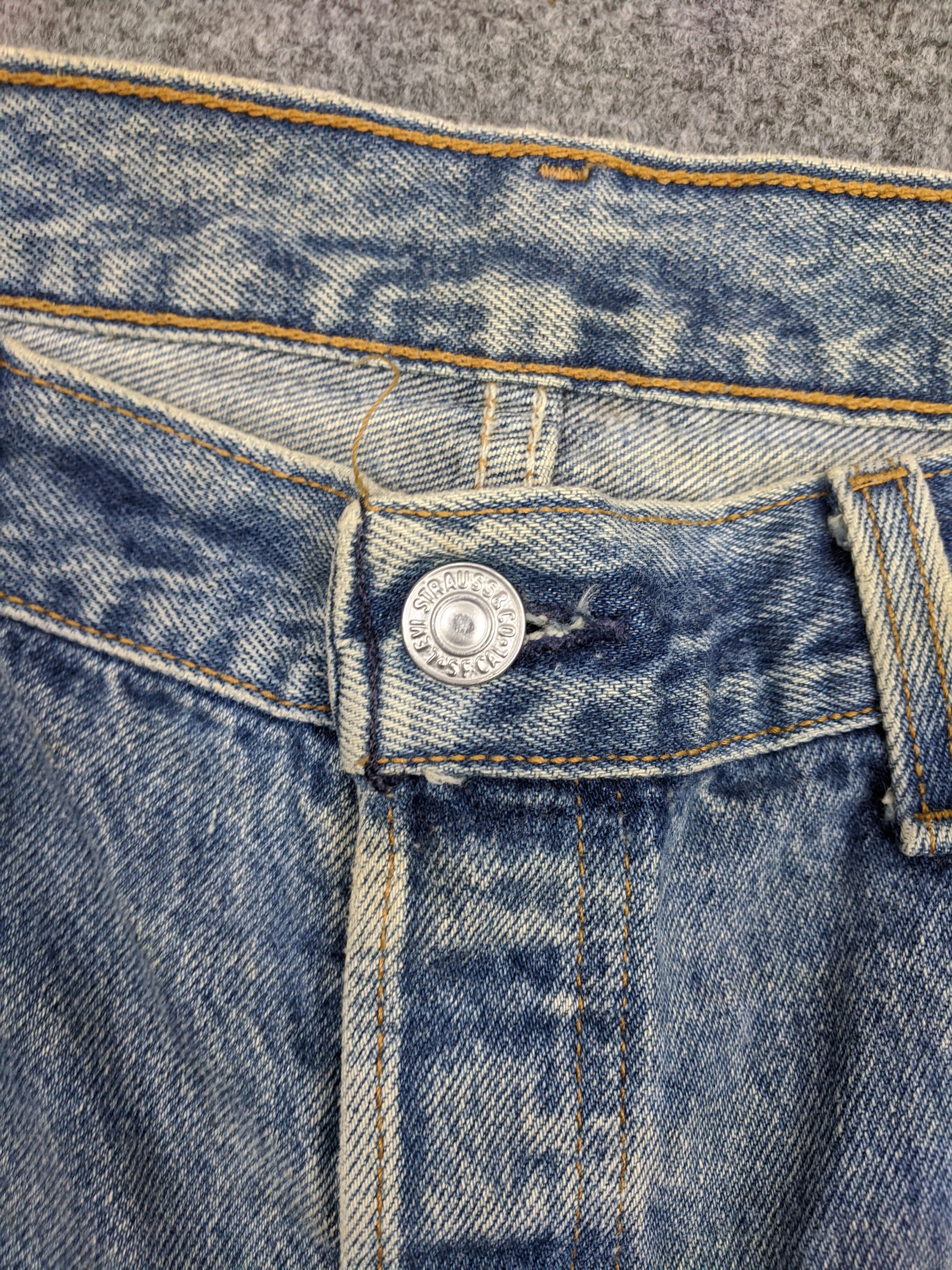 Levi's Vintage Levis 501 Jeans DP0647 Size US 35 - 5 Thumbnail