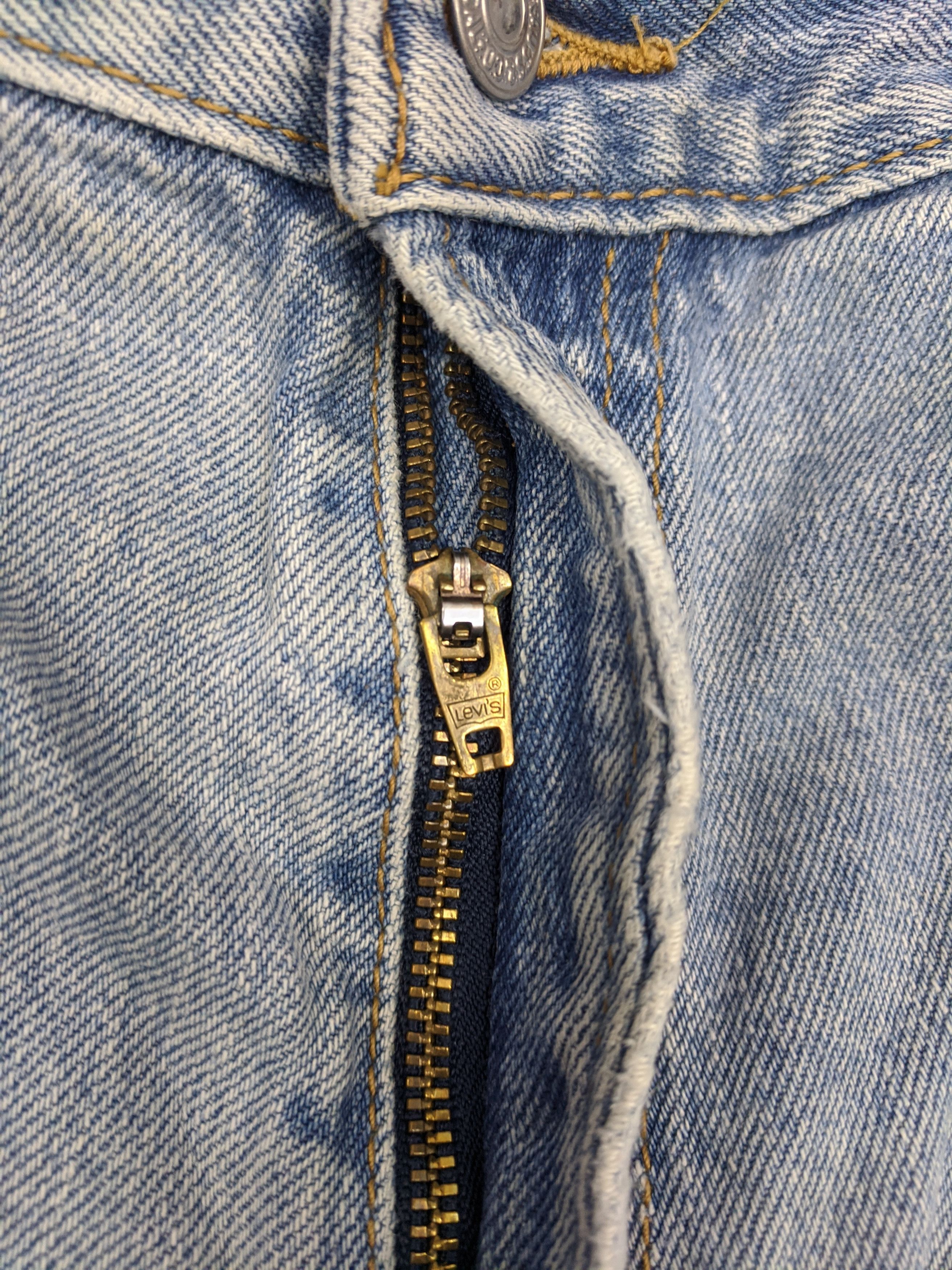 Levi's Vintage Levis 550 Jeans DP0649 Size US 37 - 11 Thumbnail