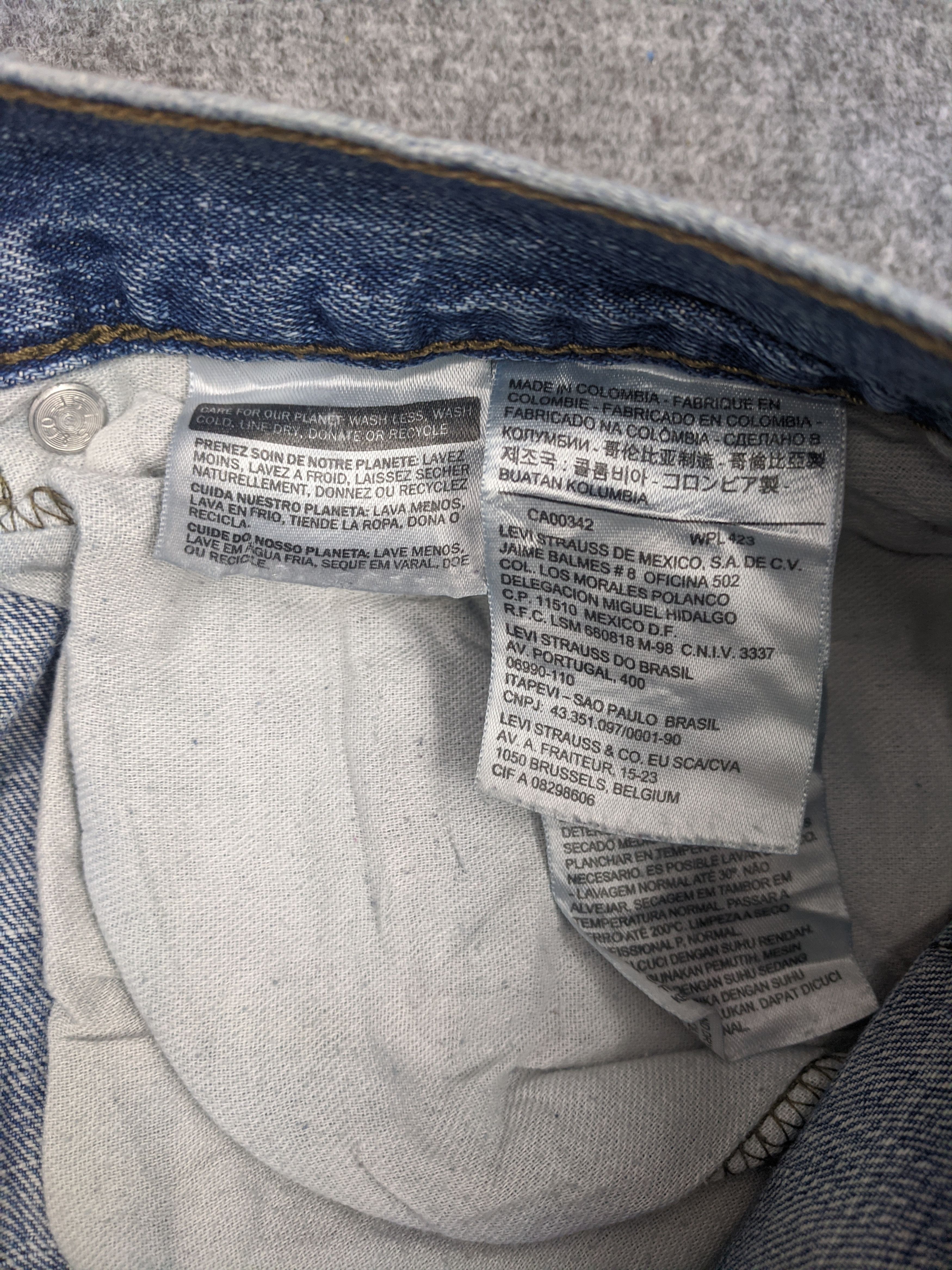 Levi's Vintage Levis 559 Jeans DP0651 Size US 39 - 7 Thumbnail