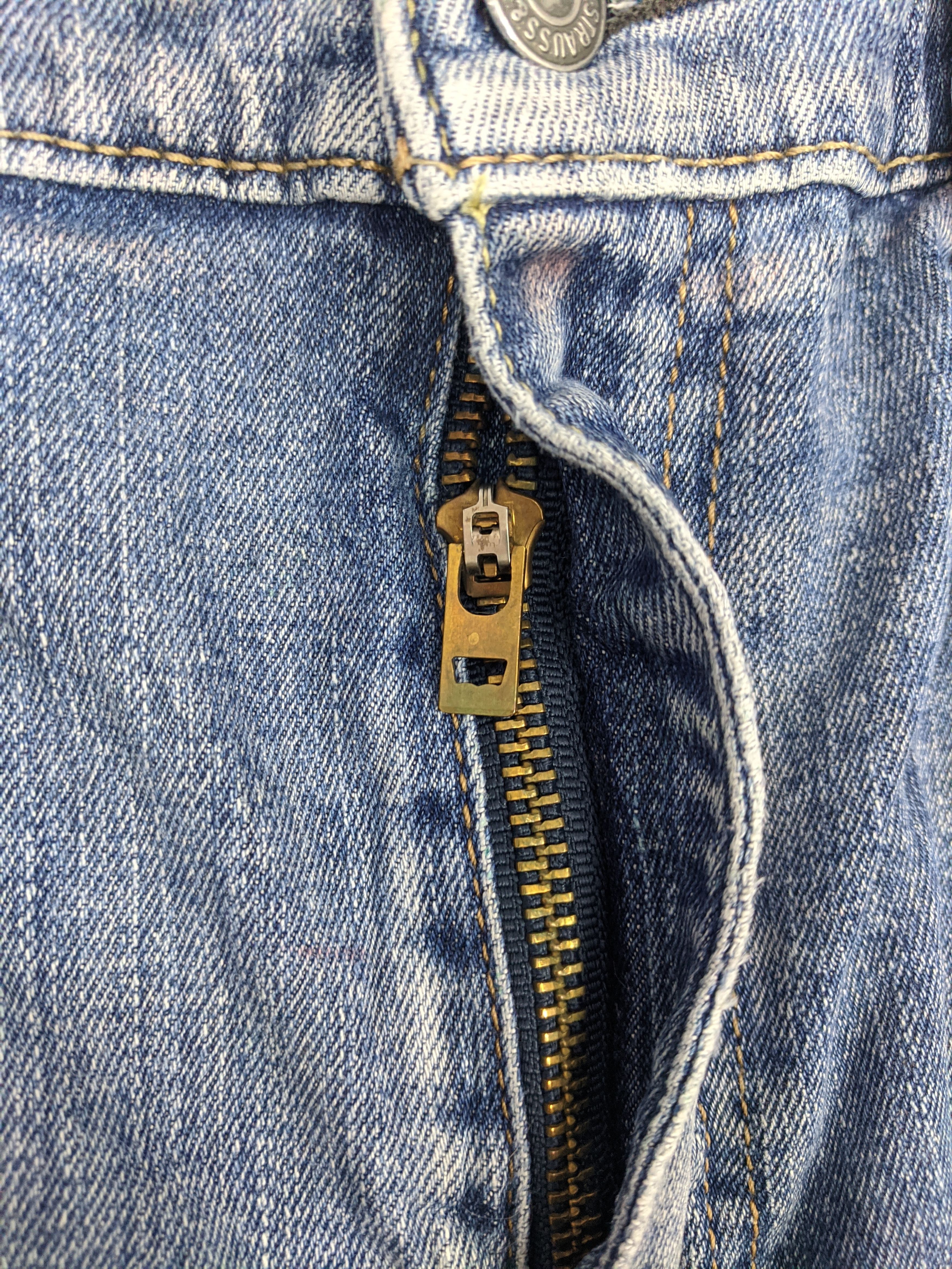 Levi's Vintage Levis 559 Jeans DP0656 Size US 37 - 11 Thumbnail