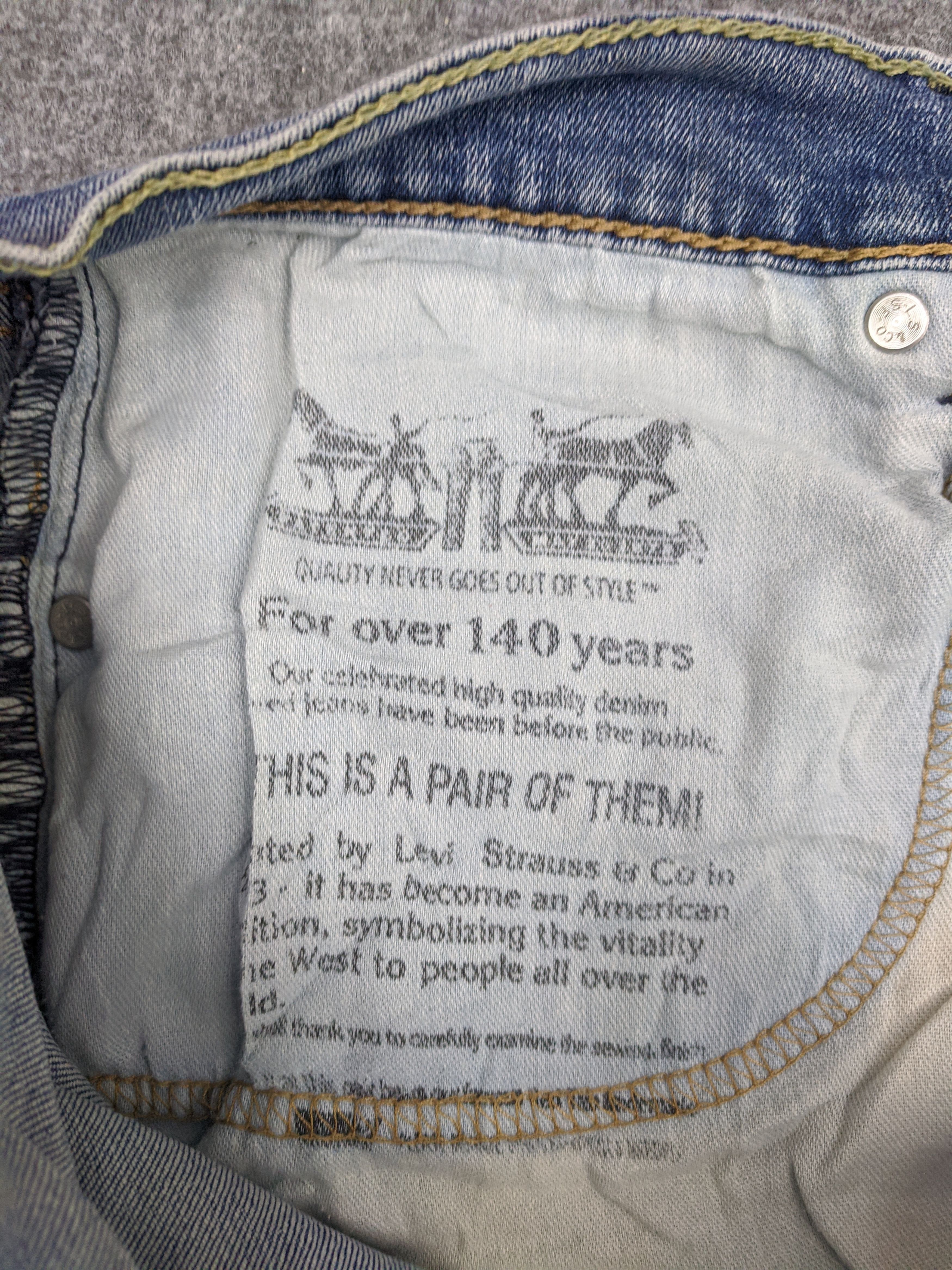 Levi's Vintage Levis 559 Jeans DP0656 Size US 37 - 15 Thumbnail