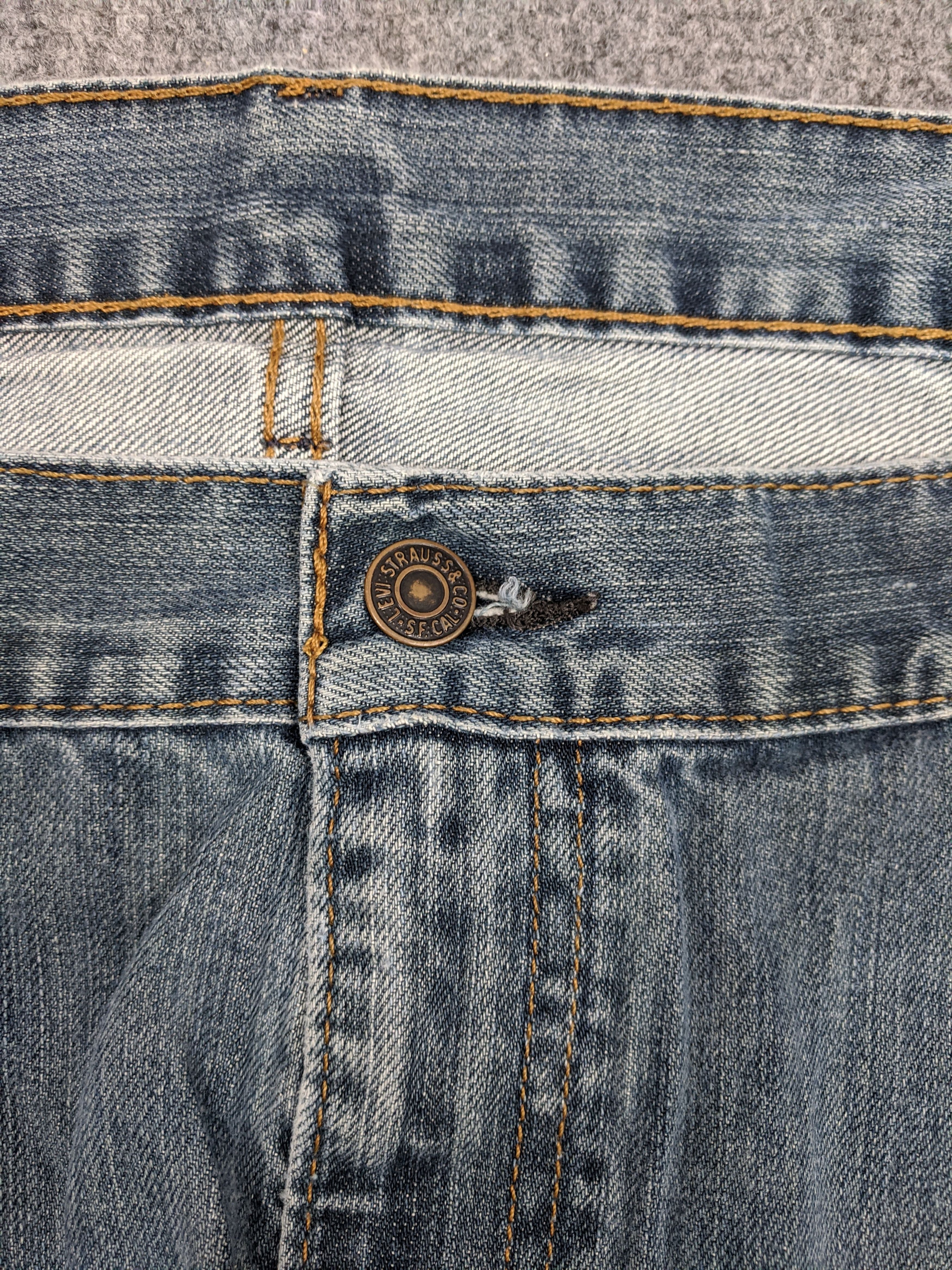 Levi's Vintage Levis 559 Jeans DP0660 Size US 43 - 9 Thumbnail