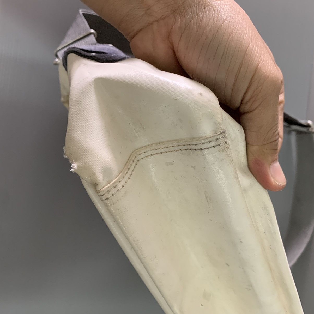Japanese Brand Porter White Slingbag Size ONE SIZE - 7 Thumbnail