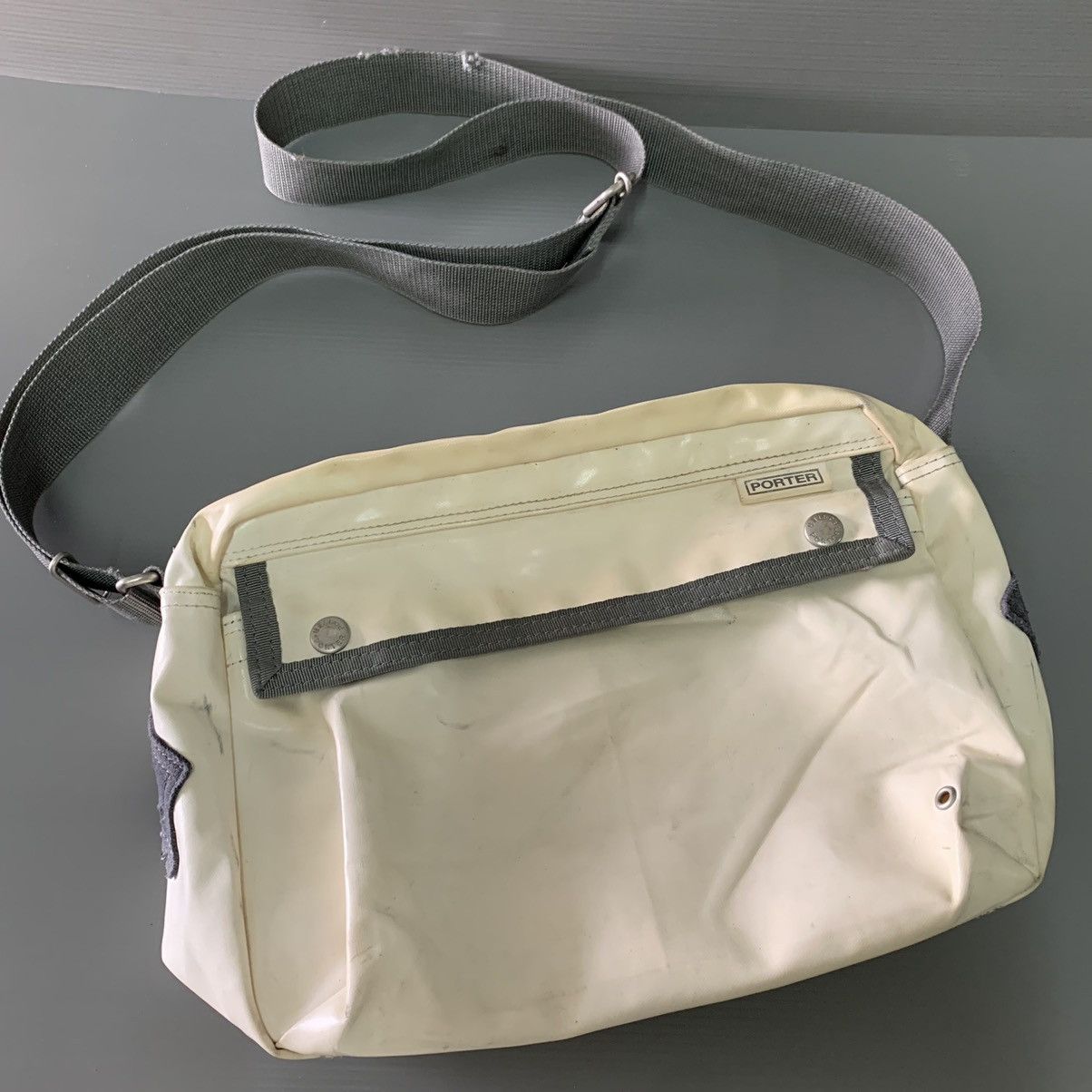 Japanese Brand Porter White Slingbag Size ONE SIZE - 2 Thumbnail