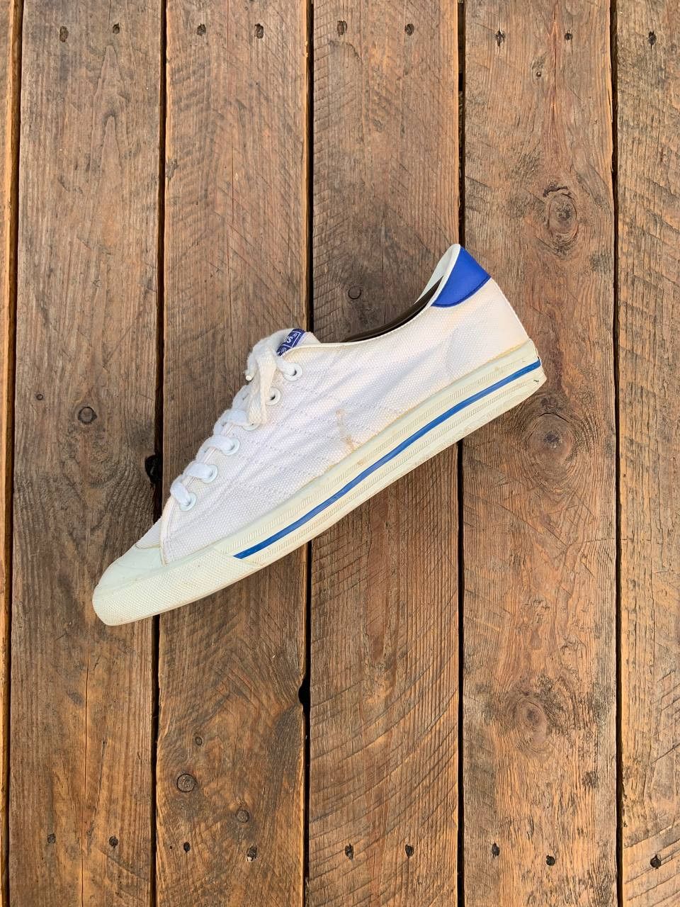 Adidas  Vintage Adidas Tennis-Crack Made in Taiwan Tennis Shoes 1970s 1980s  | Grailed
