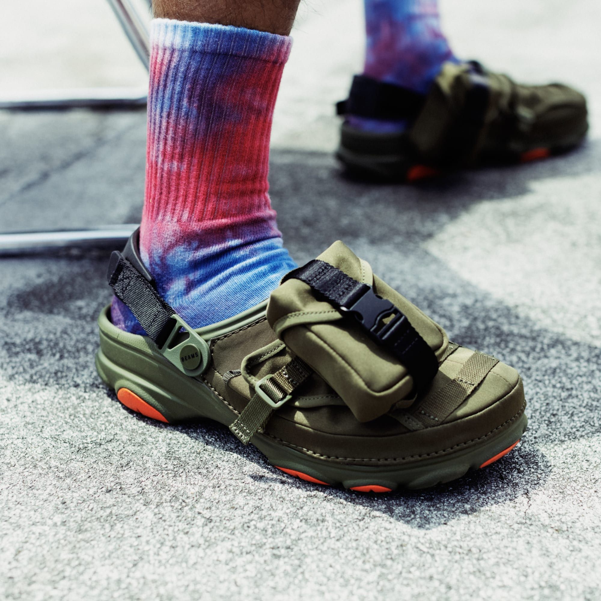 Crocs Classic Clog Carrots Soil Espresso Mens 13us Crocs All-Terrain Clog Carrots Men main image 3