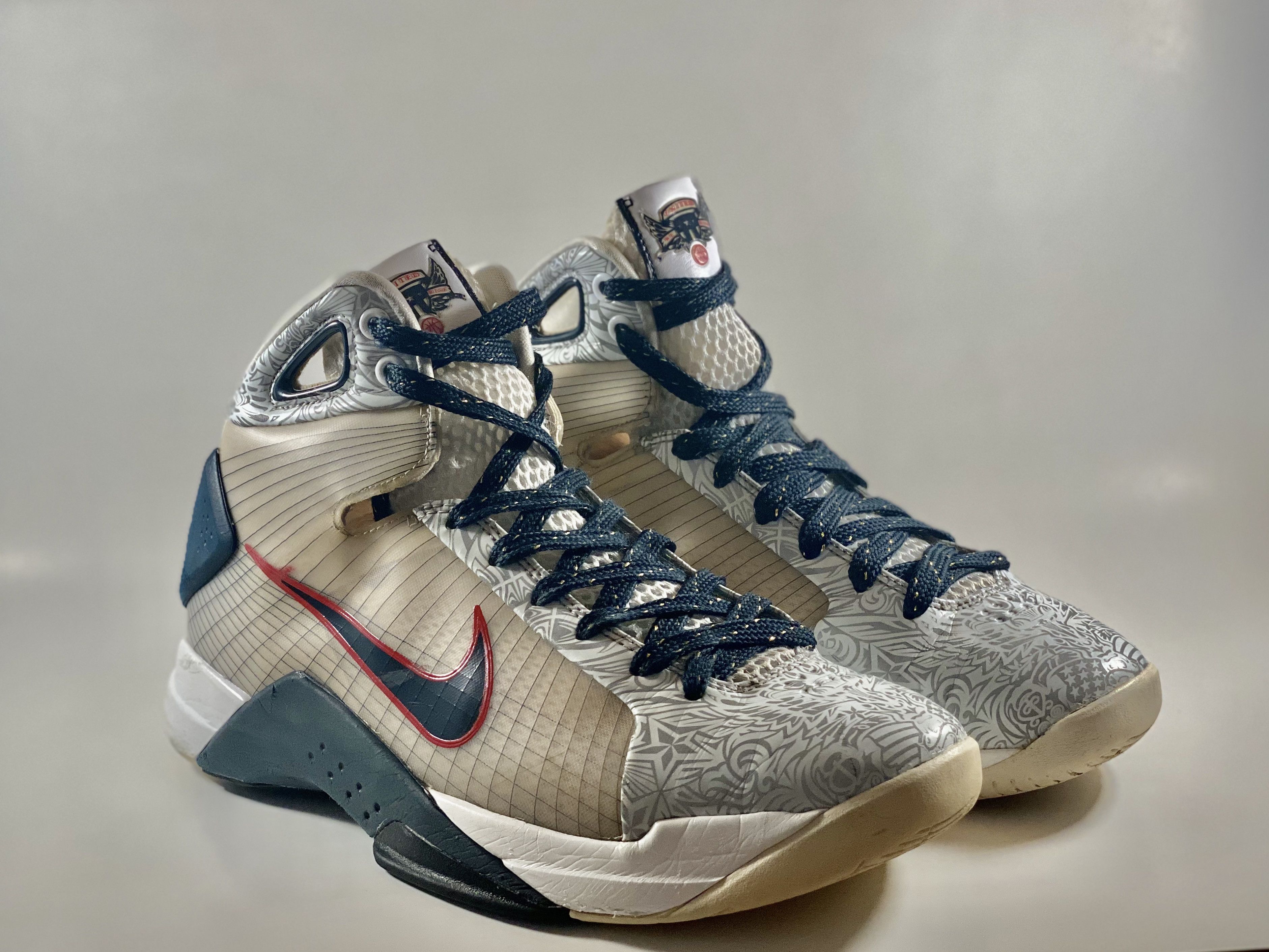 Nike Nike Hyperdunk 08 United We Rise (2016) | Grailed