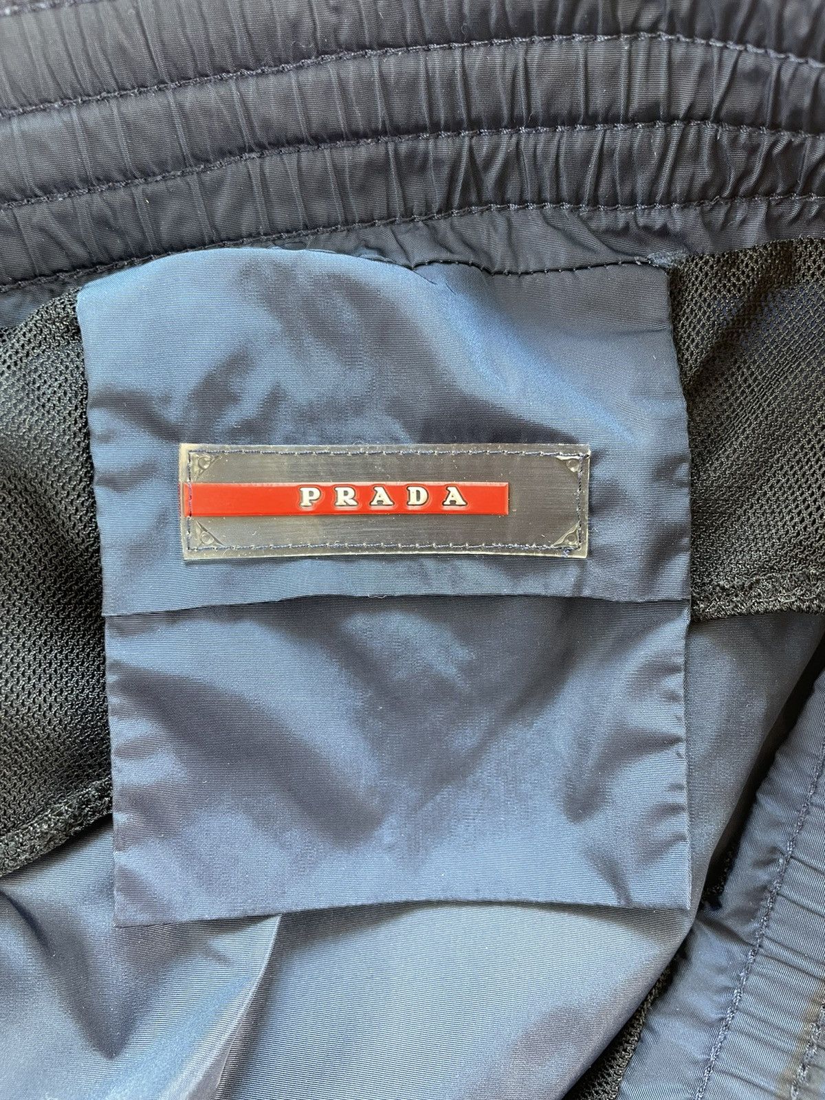 Prada Prada shorts small logo Size US 32 / EU 48 - 6 Thumbnail