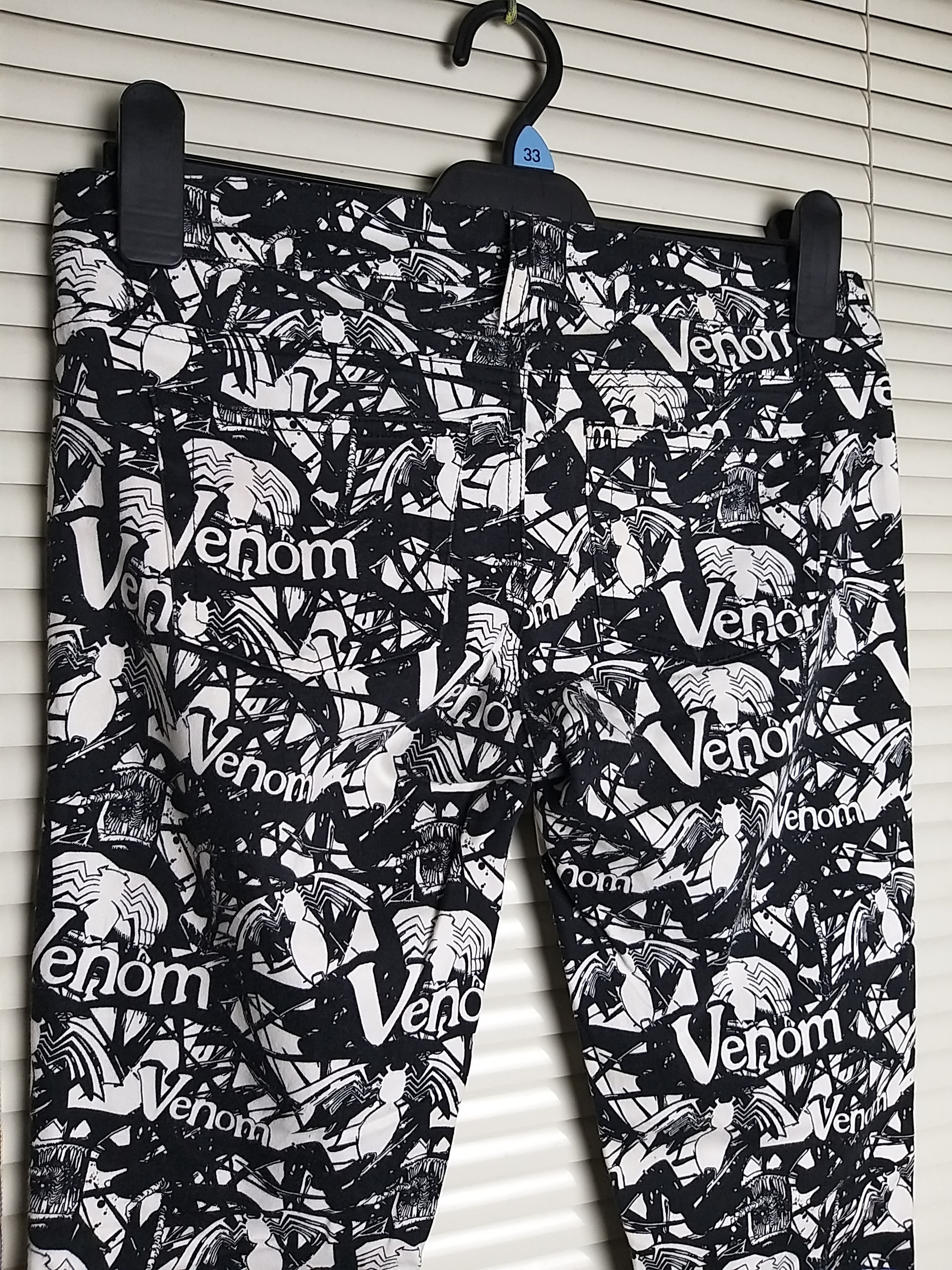 Marvel Comics GRAIL💥VENOM"MARVEL COMICS"FULL PRINT SKINNY PANT Size US 30 / EU 46 - 4 Thumbnail