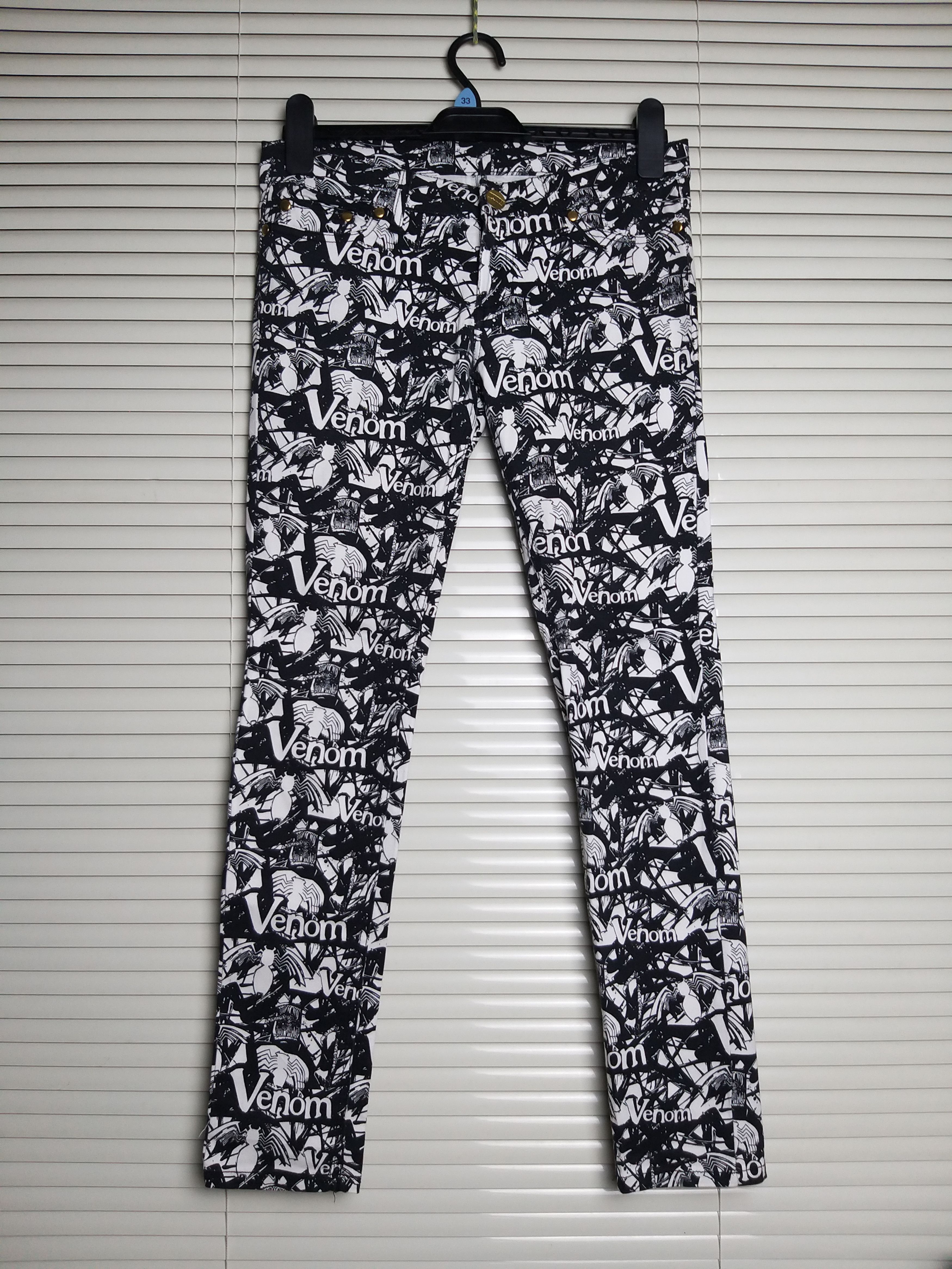 Marvel Comics GRAIL💥VENOM"MARVEL COMICS"FULL PRINT SKINNY PANT Size US 30 / EU 46 - 2 Thumbnail