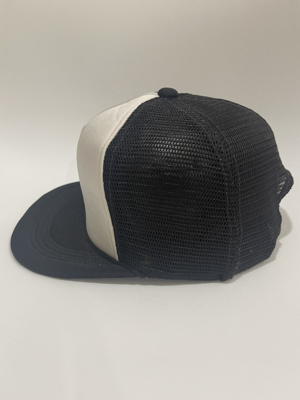 Japanese Brand Sexy girl trucker hat Size ONE SIZE - 3 Thumbnail
