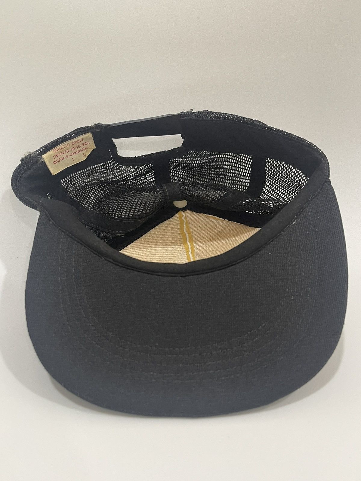Japanese Brand Sexy girl trucker hat Size ONE SIZE - 6 Thumbnail