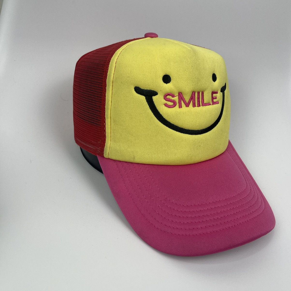 Seditionaries Smile trucker hat Size ONE SIZE - 1 Thumbnail