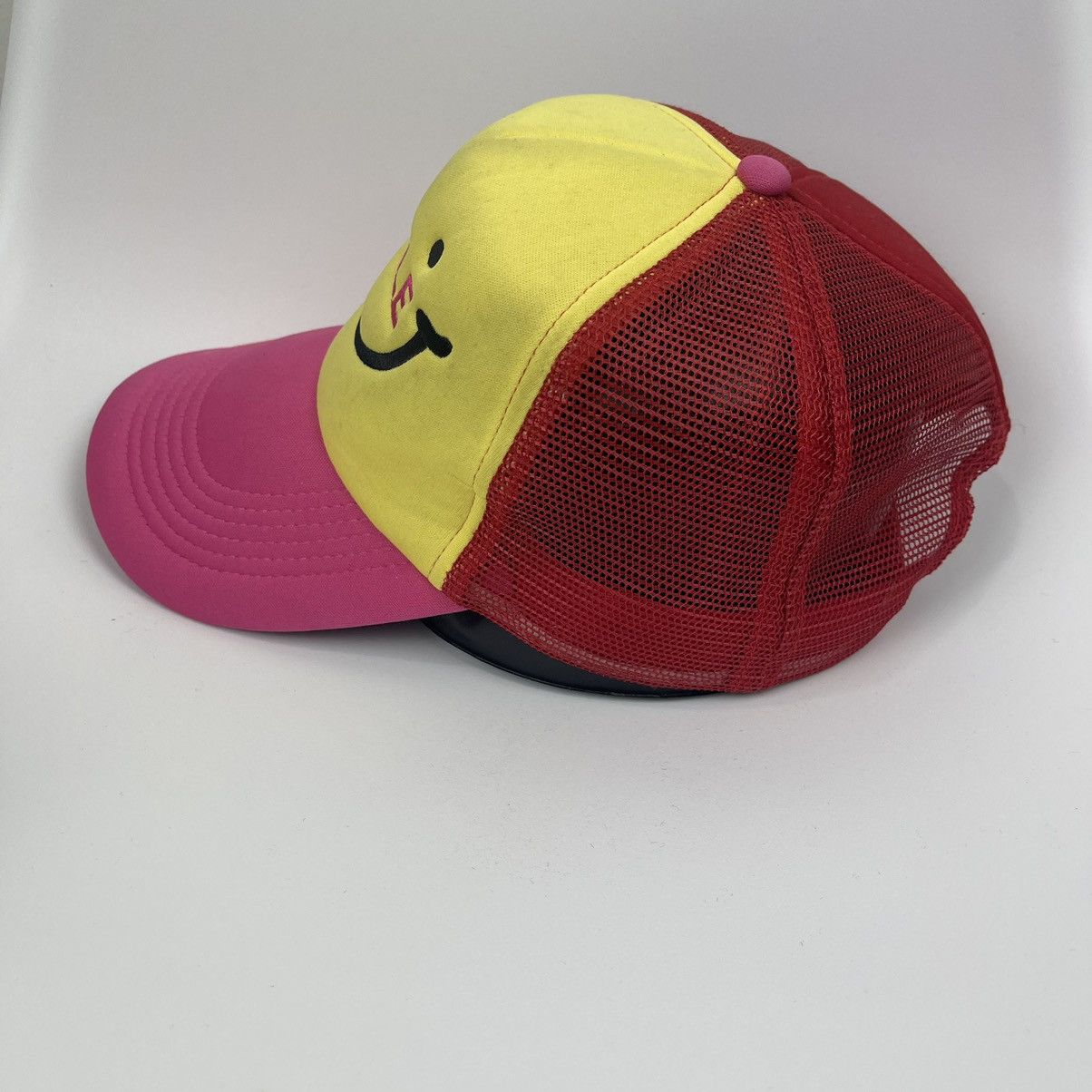 Seditionaries Smile trucker hat Size ONE SIZE - 5 Thumbnail