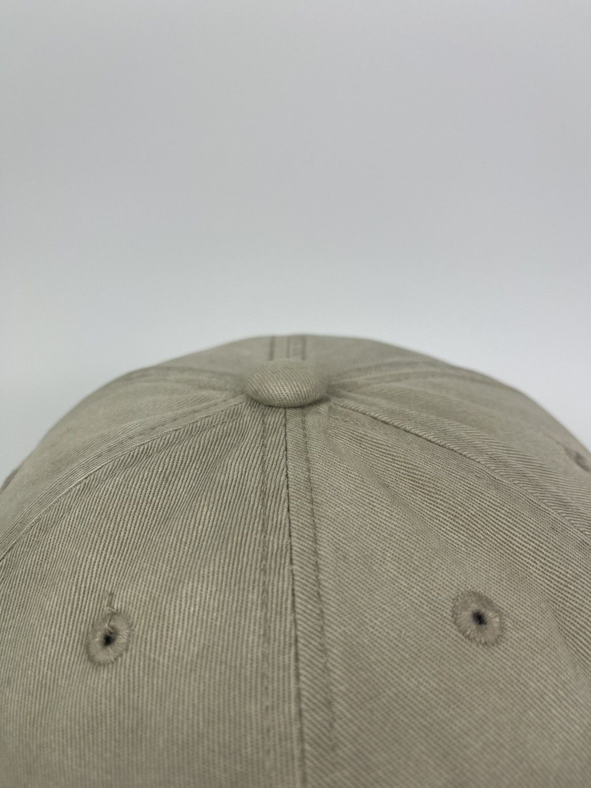Uniqlo Uniqlo x Keith Hearing Hat Cap Size ONE SIZE - 6 Thumbnail