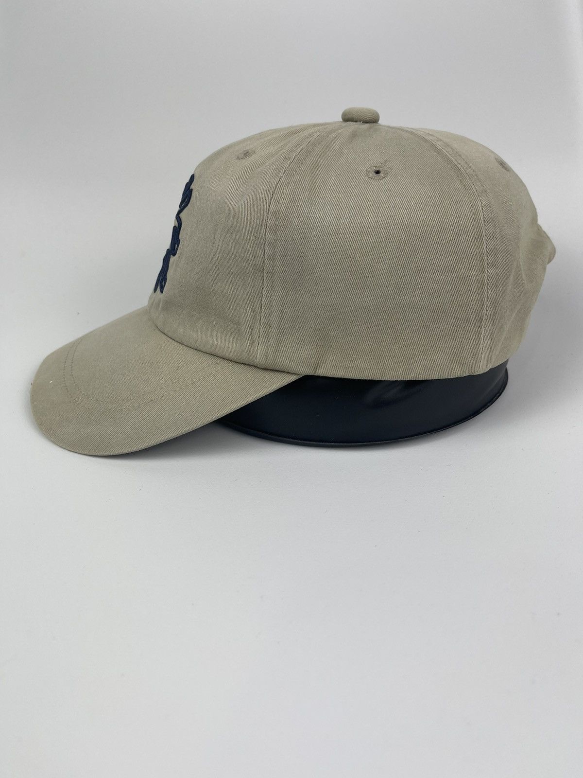 Uniqlo Uniqlo x Keith Hearing Hat Cap Size ONE SIZE - 3 Thumbnail