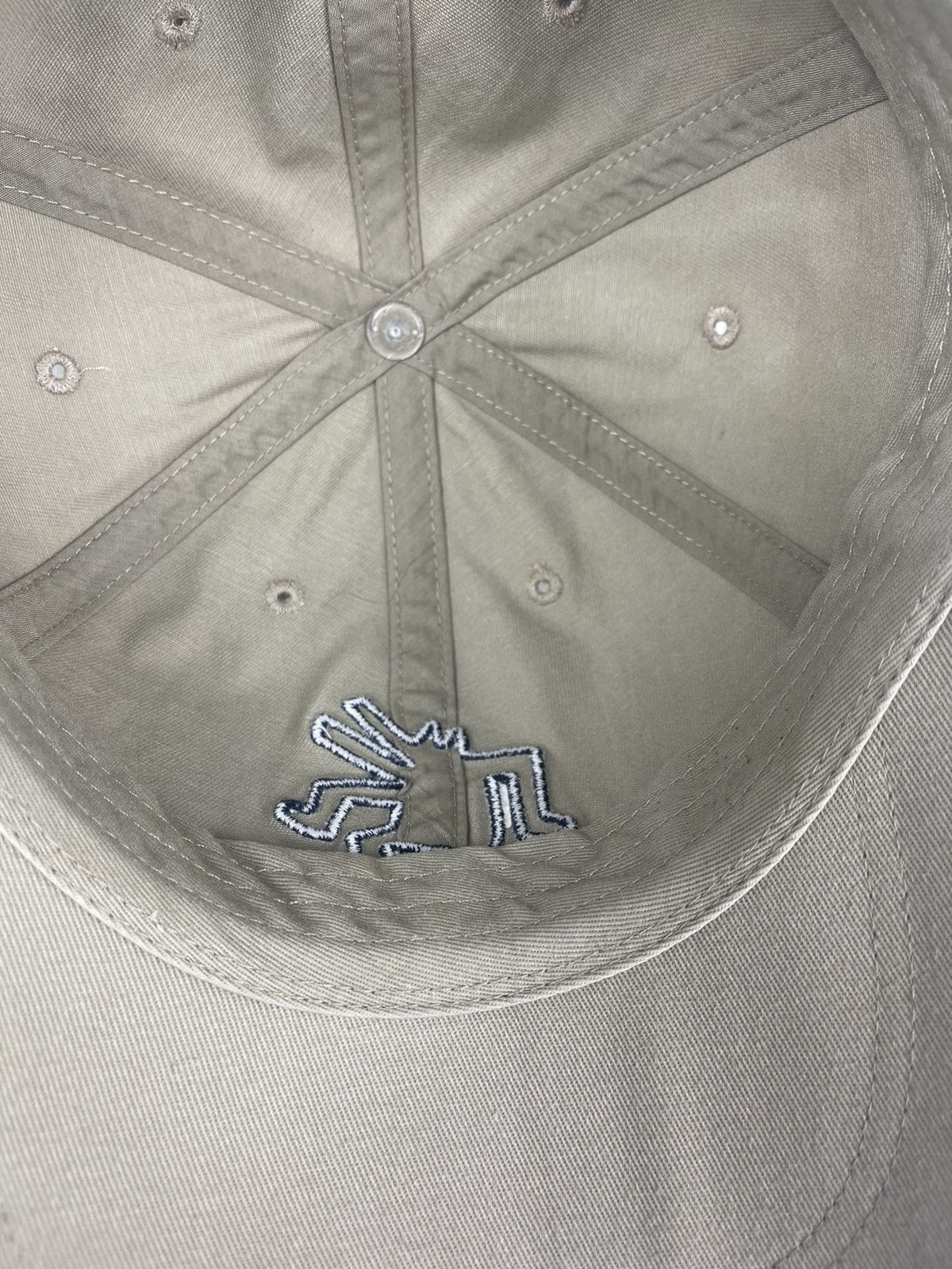 Uniqlo Uniqlo x Keith Hearing Hat Cap Size ONE SIZE - 13 Thumbnail
