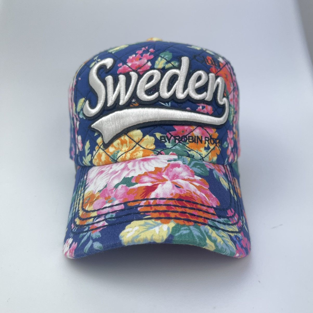 Robin Ruth Rare Full Print Flora Hat Size ONE SIZE - 1 Thumbnail